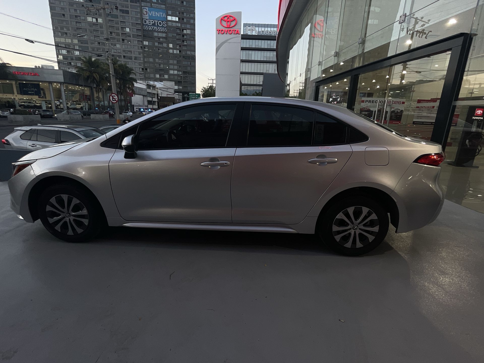 2023 Toyota COROLLA LE HEV