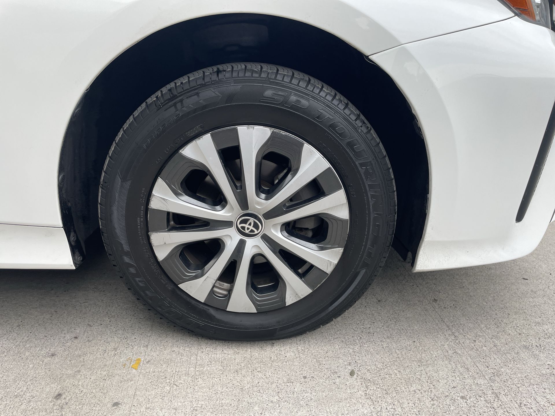 2021 Toyota PRIUS PREMIUM