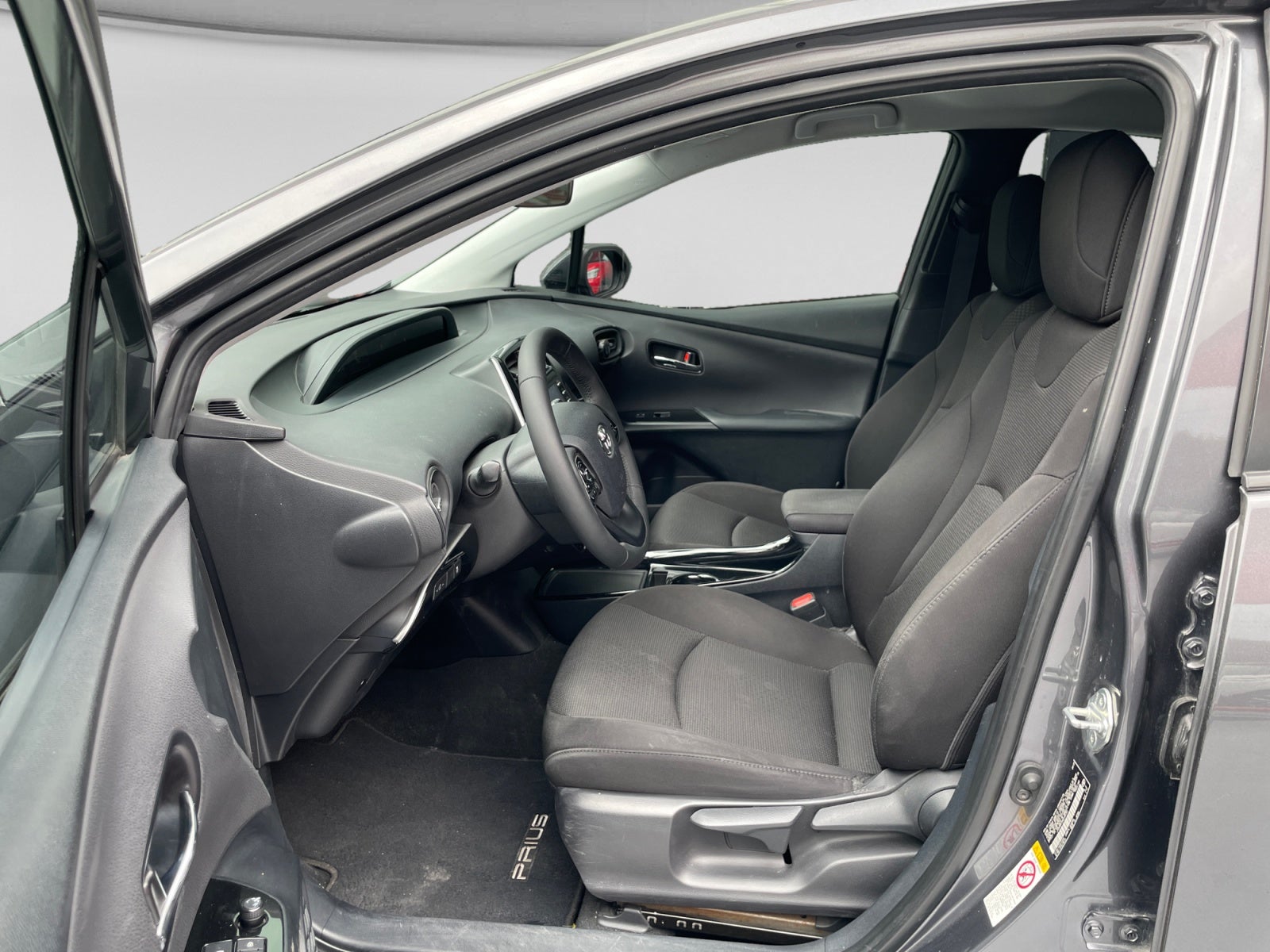 2022 Toyota PRIUS BASE BASE