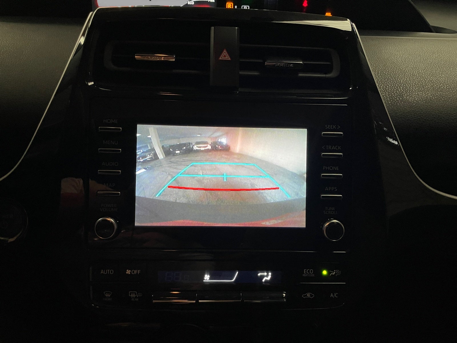 2021 Toyota PRIUS BASE PREMIUM