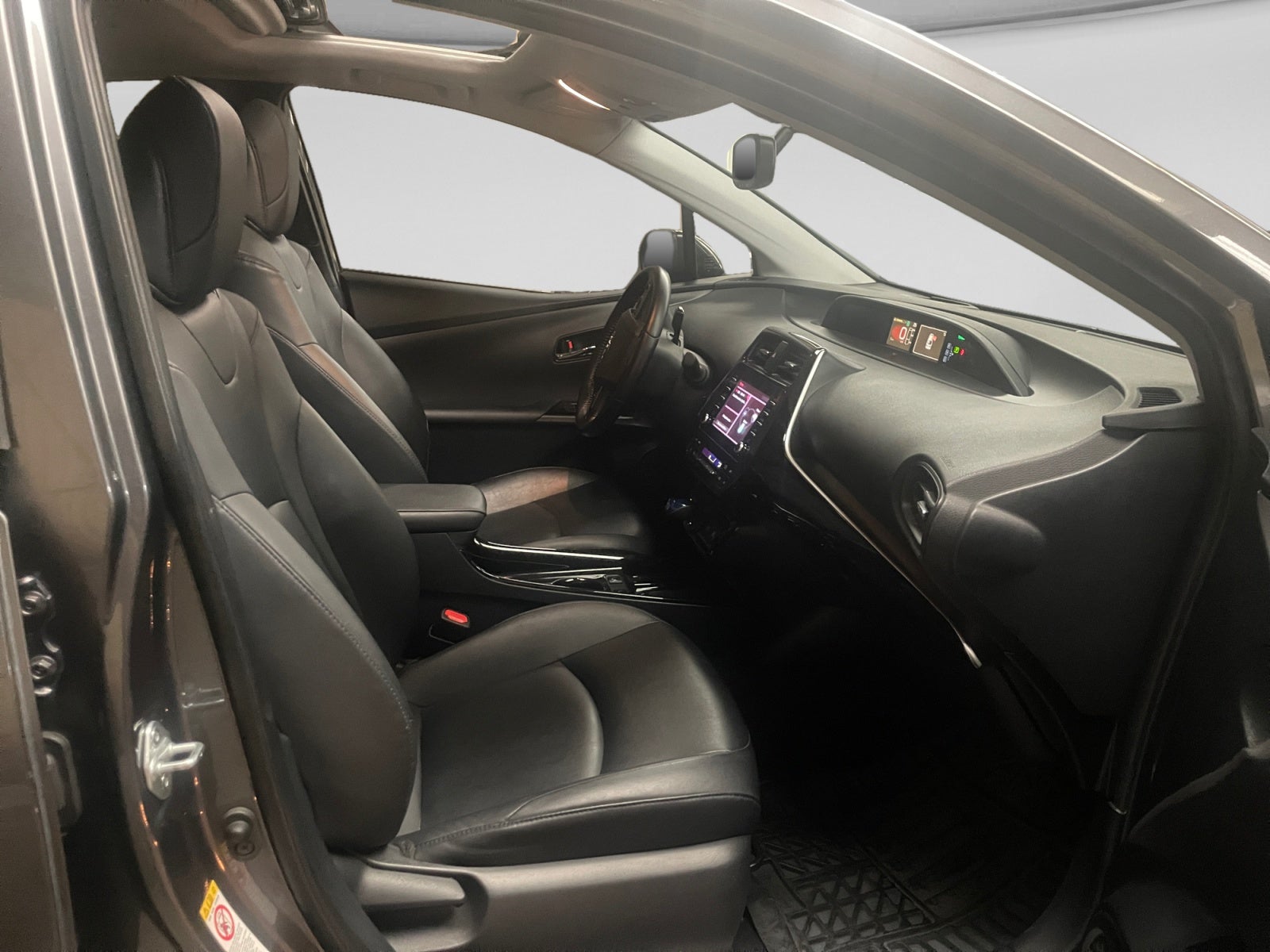 2021 Toyota PRIUS BASE PREMIUM