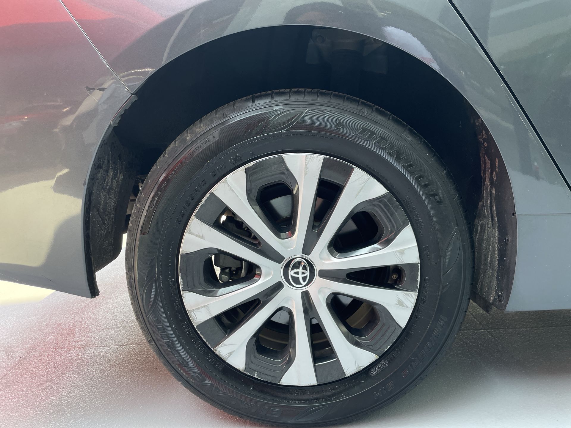 2022 Toyota PRIUS BASE BASE