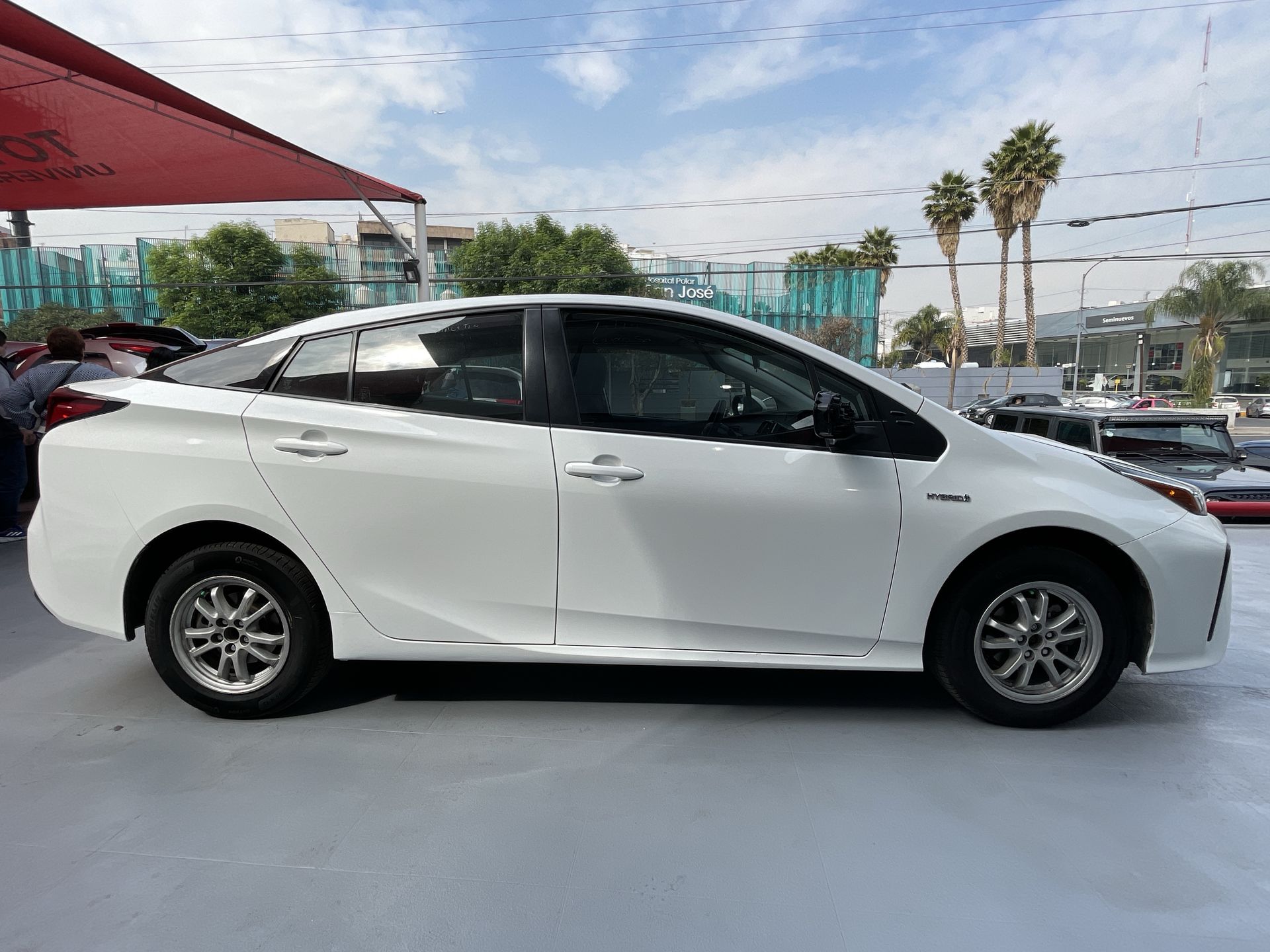 2020 Toyota PRIUS BASE BASE