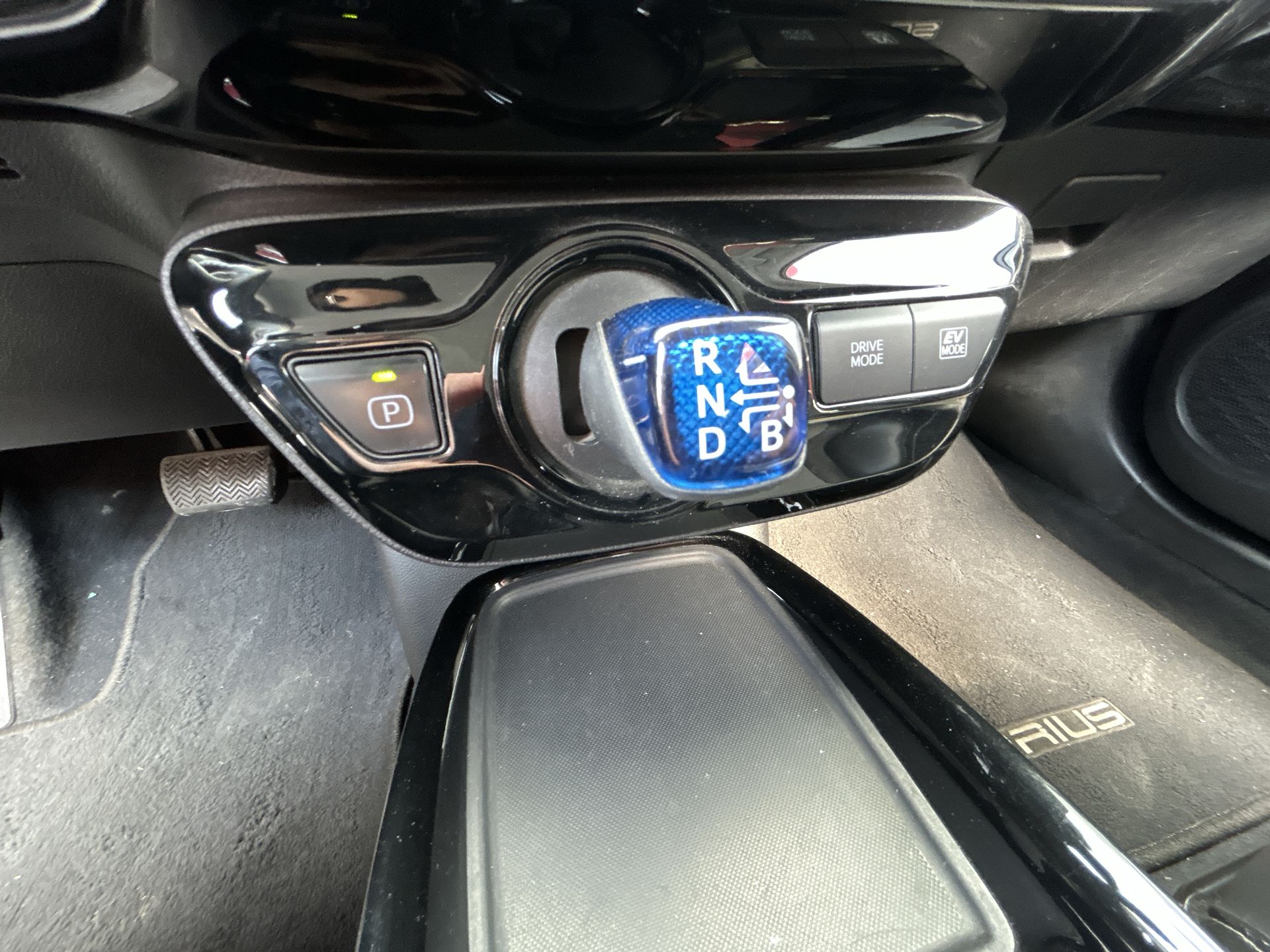 2020 Toyota PRIUS BASE PRIUS BASE