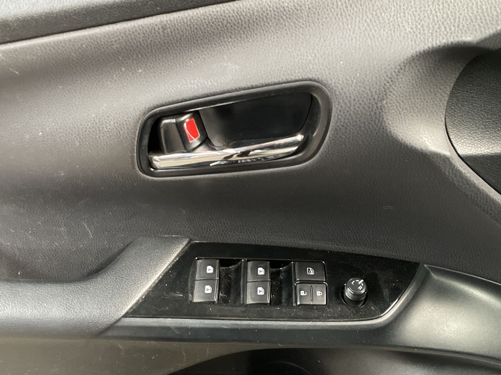 2017 Toyota PRIUS BASE PREMIUM CVT