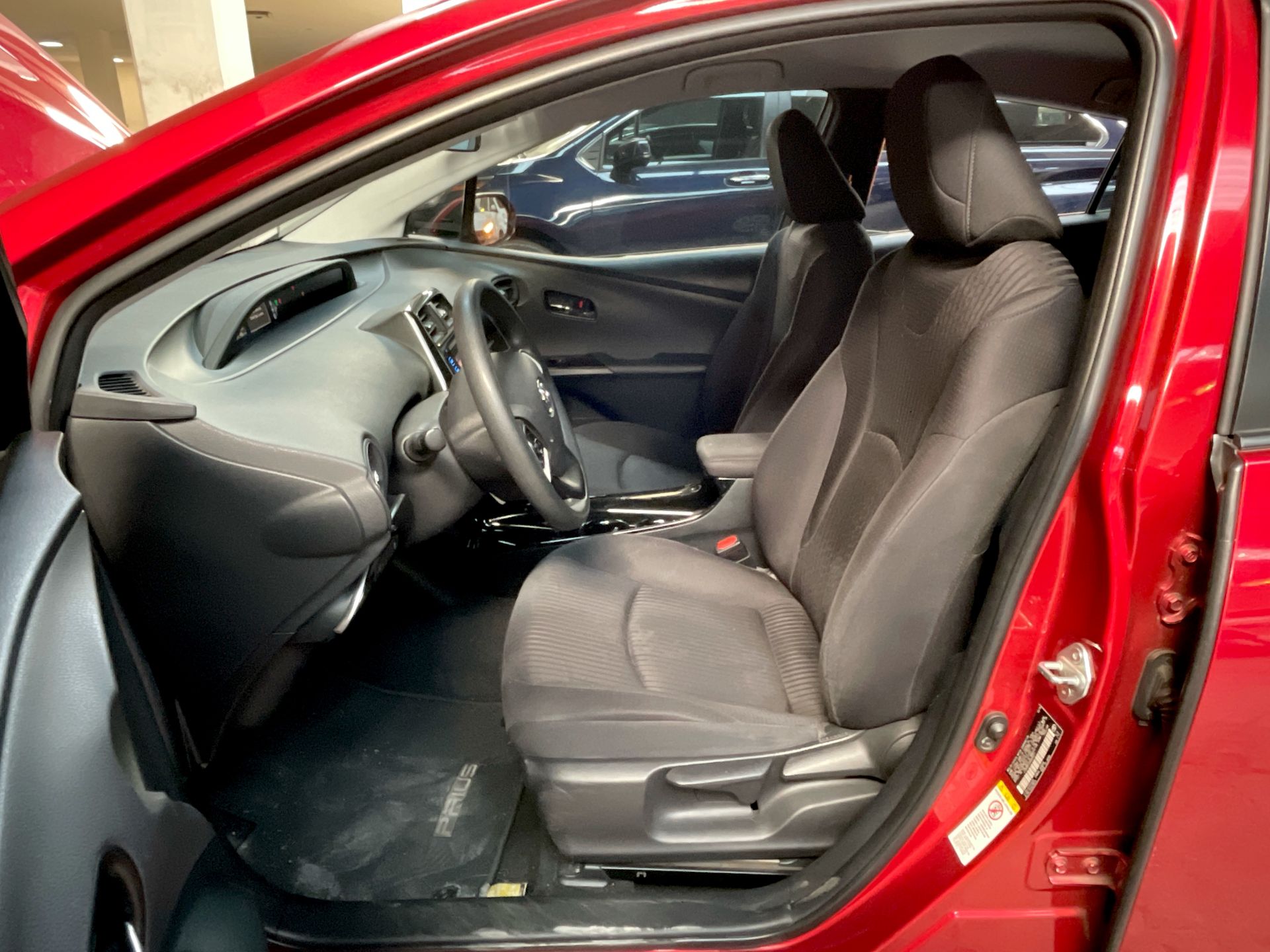 2017 Toyota PRIUS BASE BASE CVT