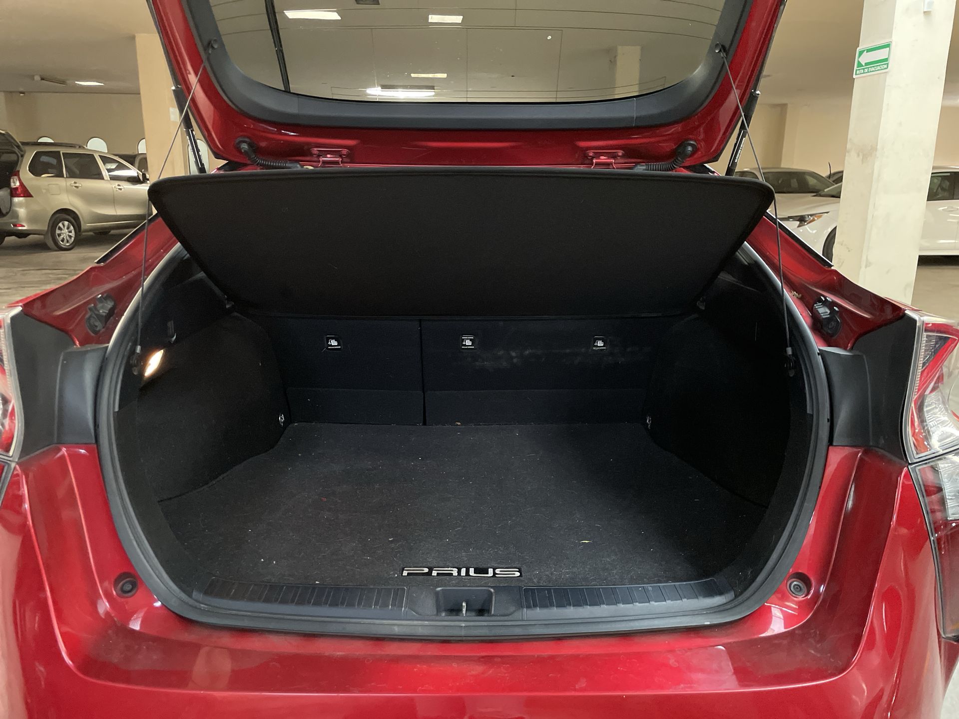 2017 Toyota PRIUS BASE BASE CVT