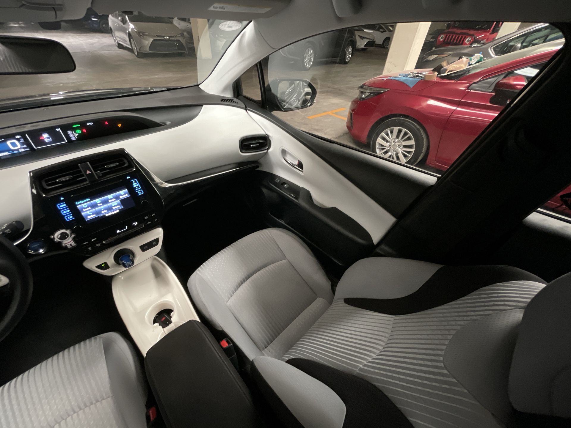 2018 Toyota PRIUS BASE BASE CVT