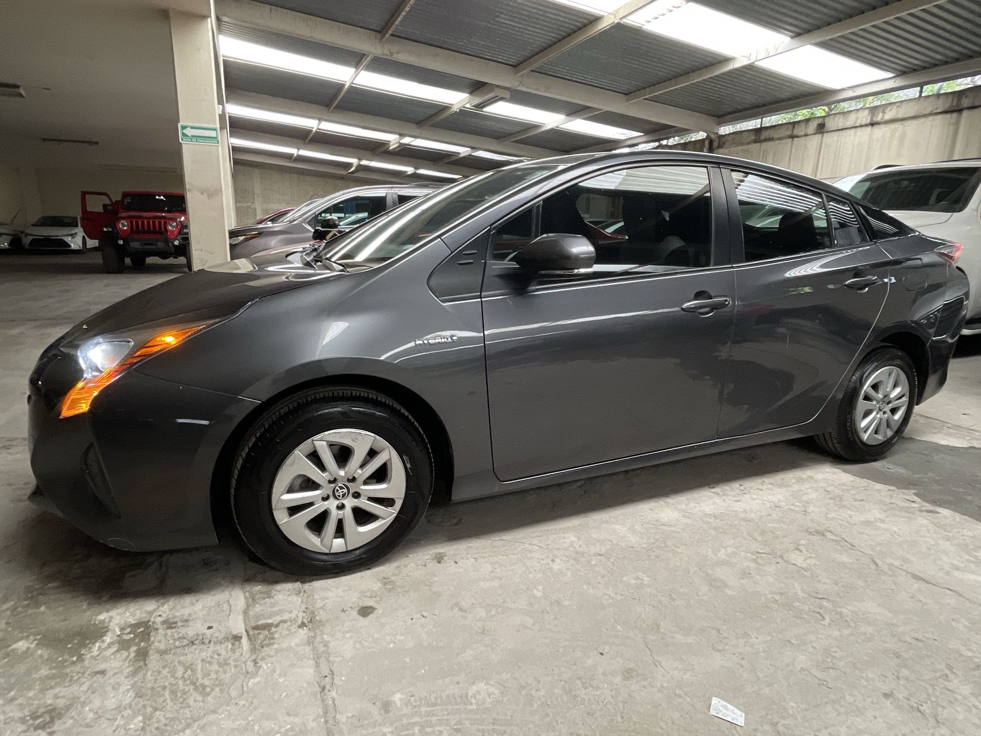 2018 Toyota PRIUS BASE BASE CVT
