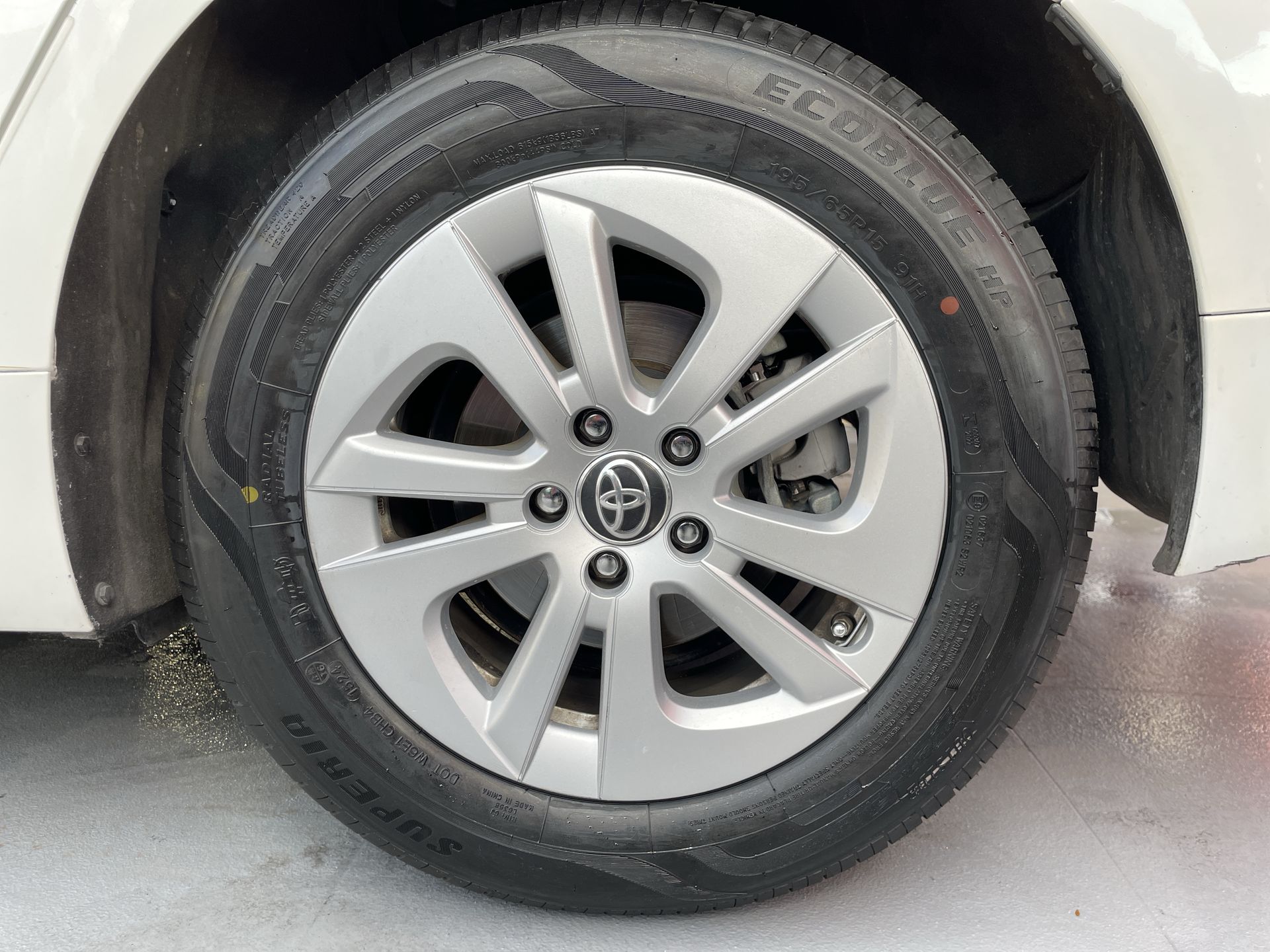 2018 Toyota PRIUS PREMIUM AT