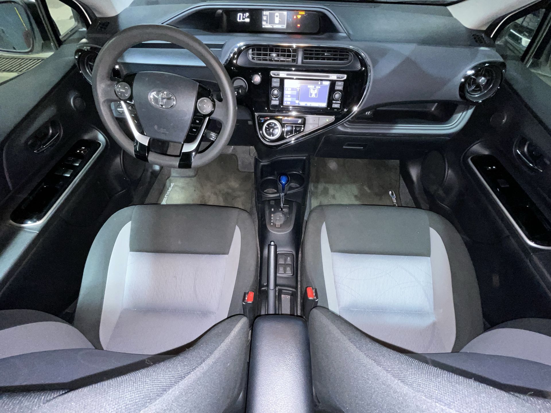 2018 Toyota PRIUS 1.5 HYBRID AUTO