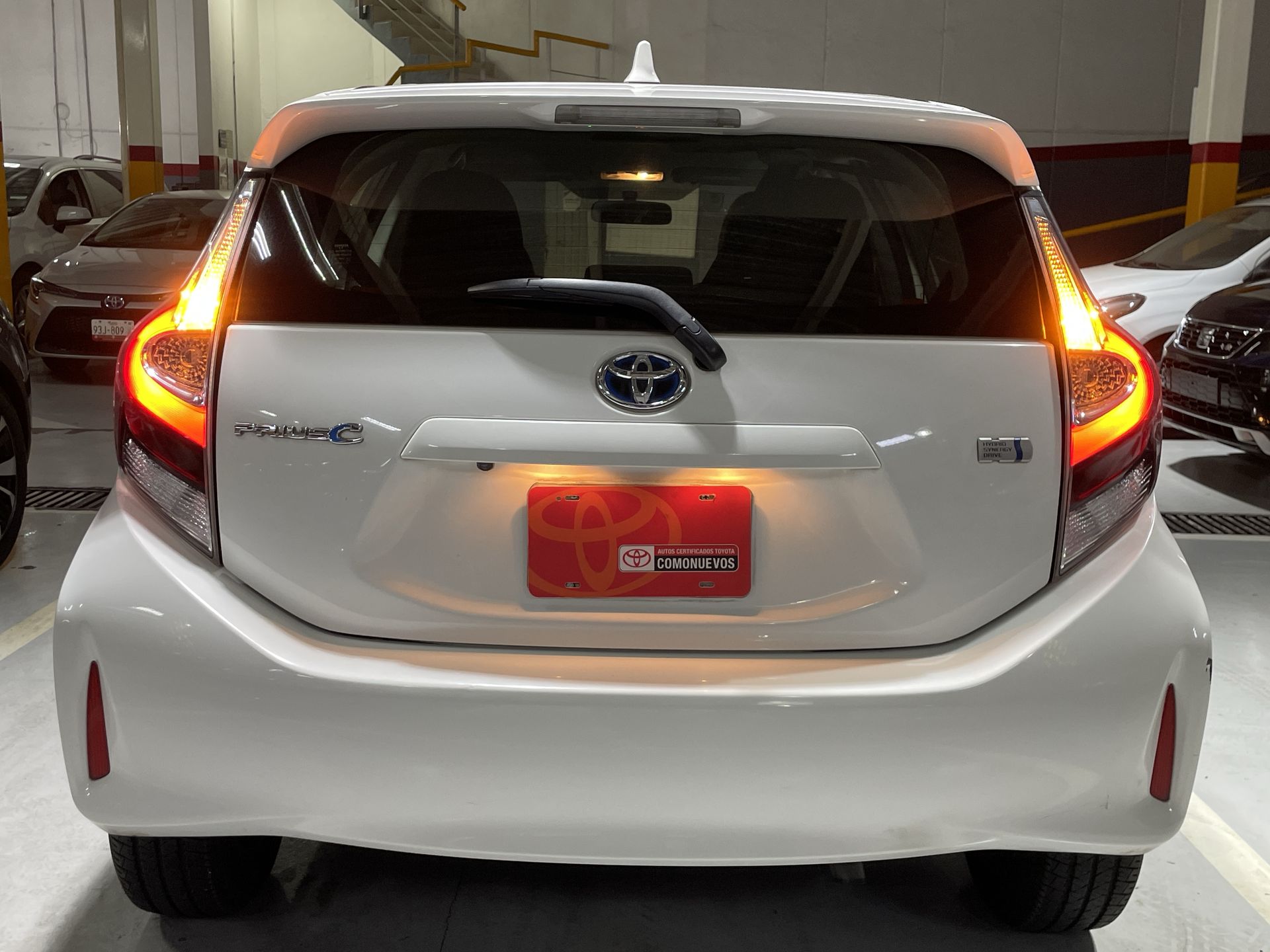 2018 Toyota PRIUS 1.5 HYBRID AUTO