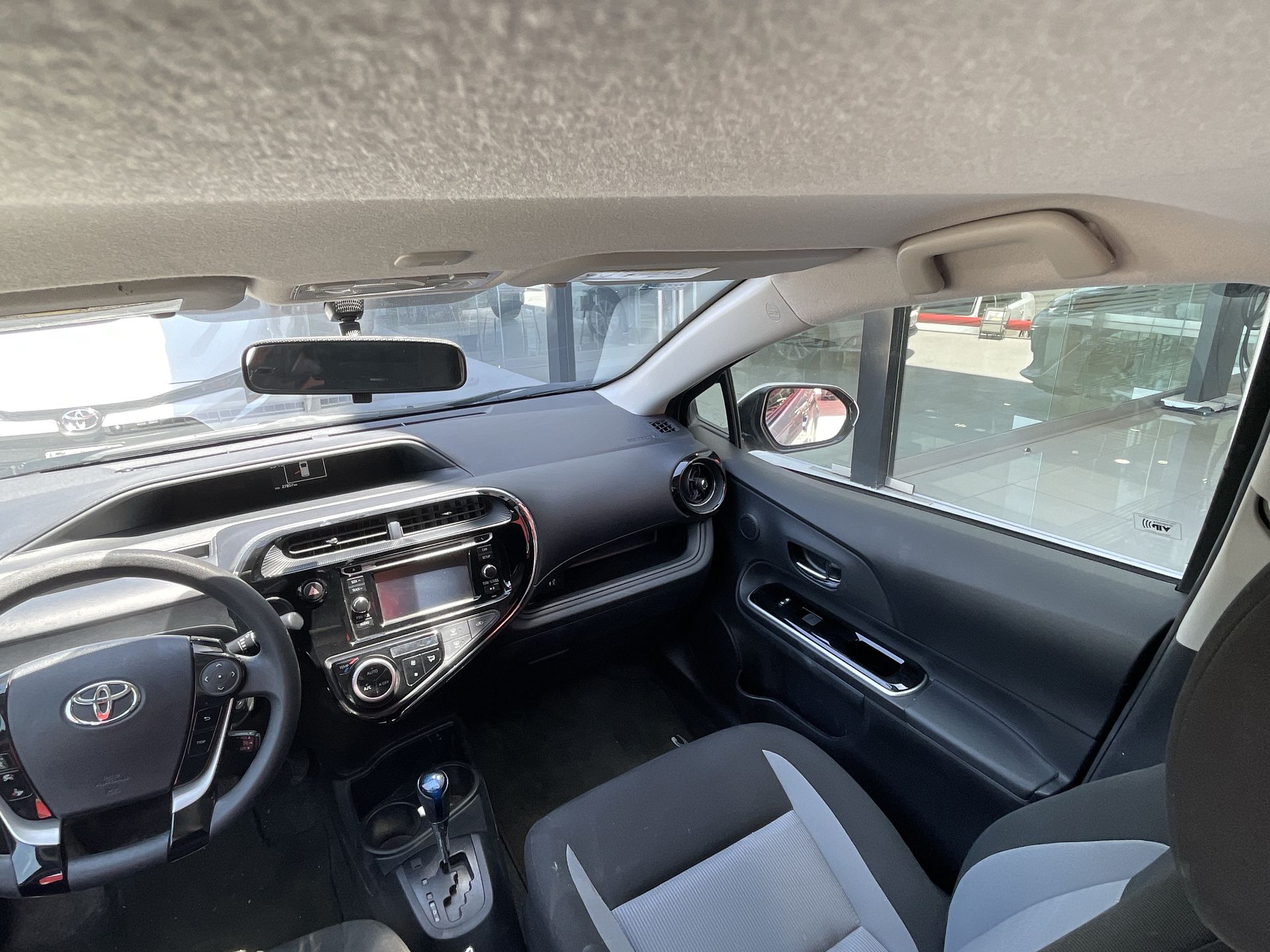 2021 Toyota PRIUS BASE BASE