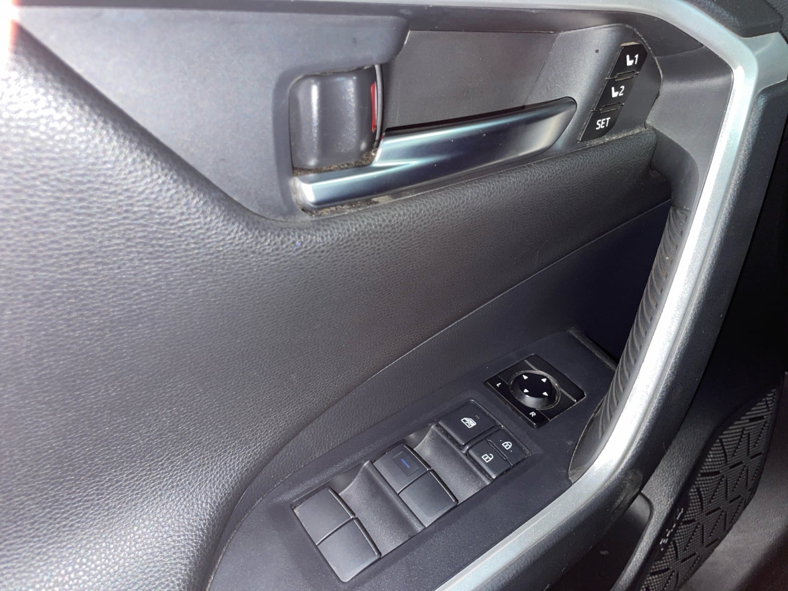 2019 Toyota RAV4 2.5 LIMITED HYBRID AT
