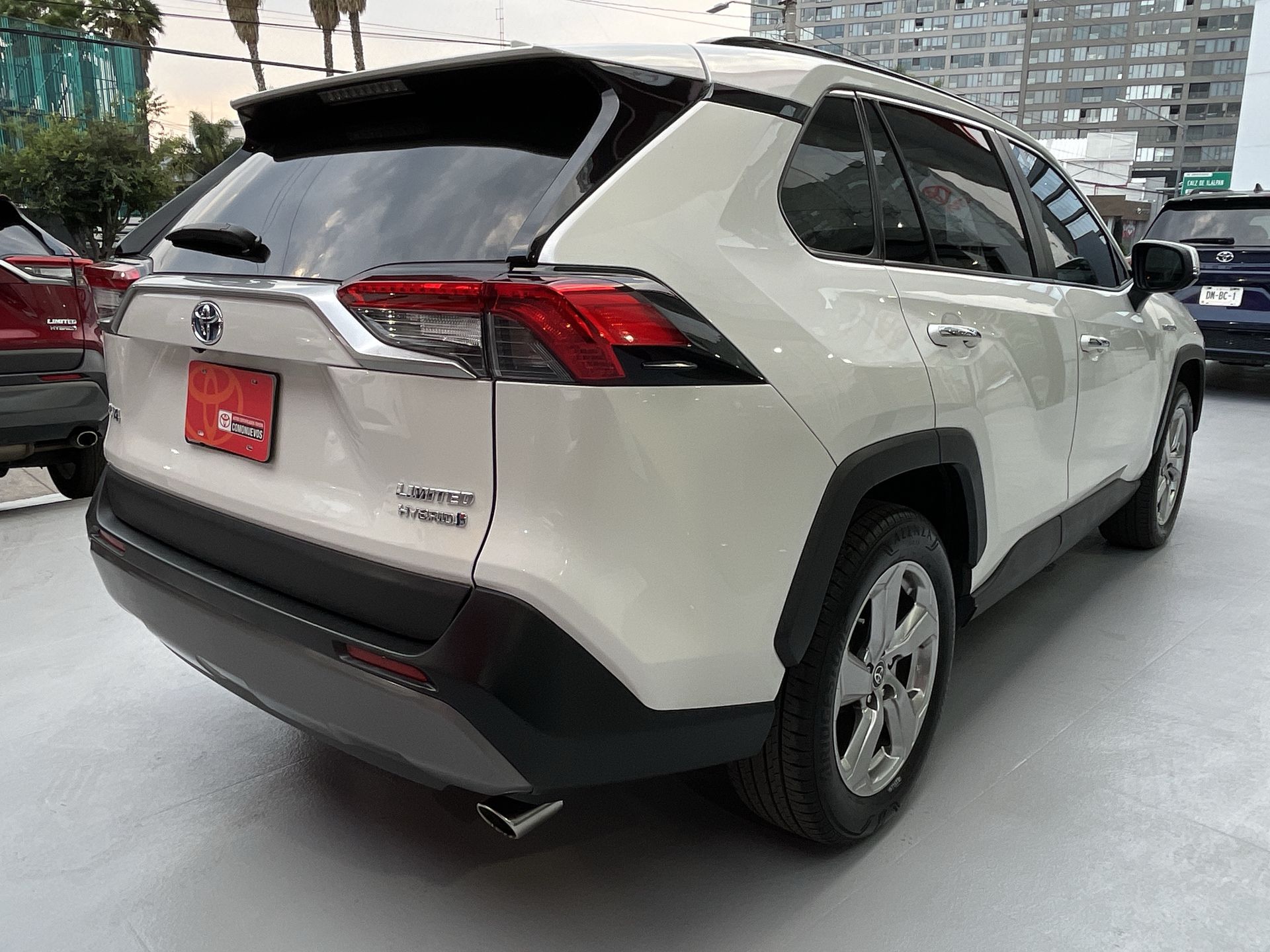 2019 Toyota RAV4 2.5 LIMITED HYBRID AT