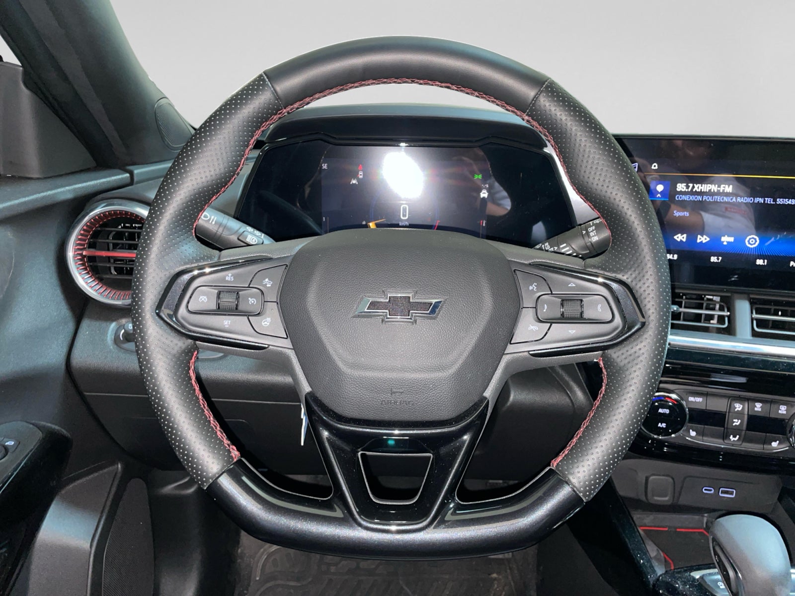 2025 Chevrolet TRAX RS C