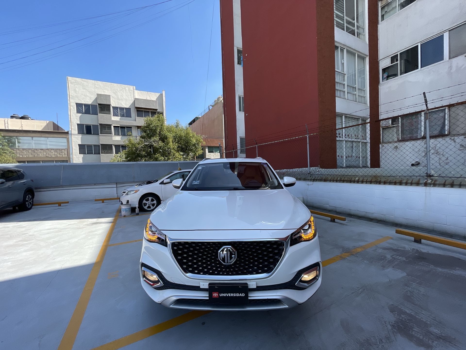 2023 MG HS 2.0T LUX TROPHY DCT