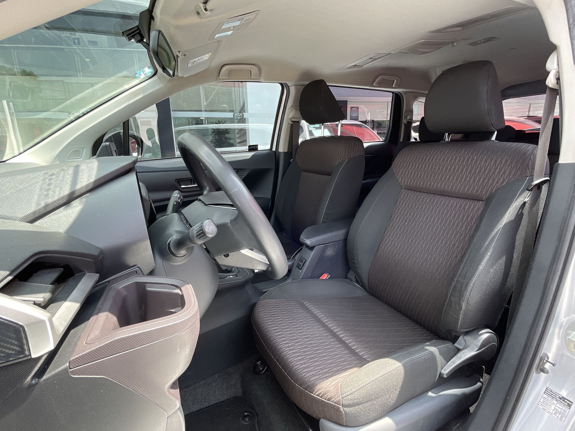 2022 Toyota AVANZA XLE CVT