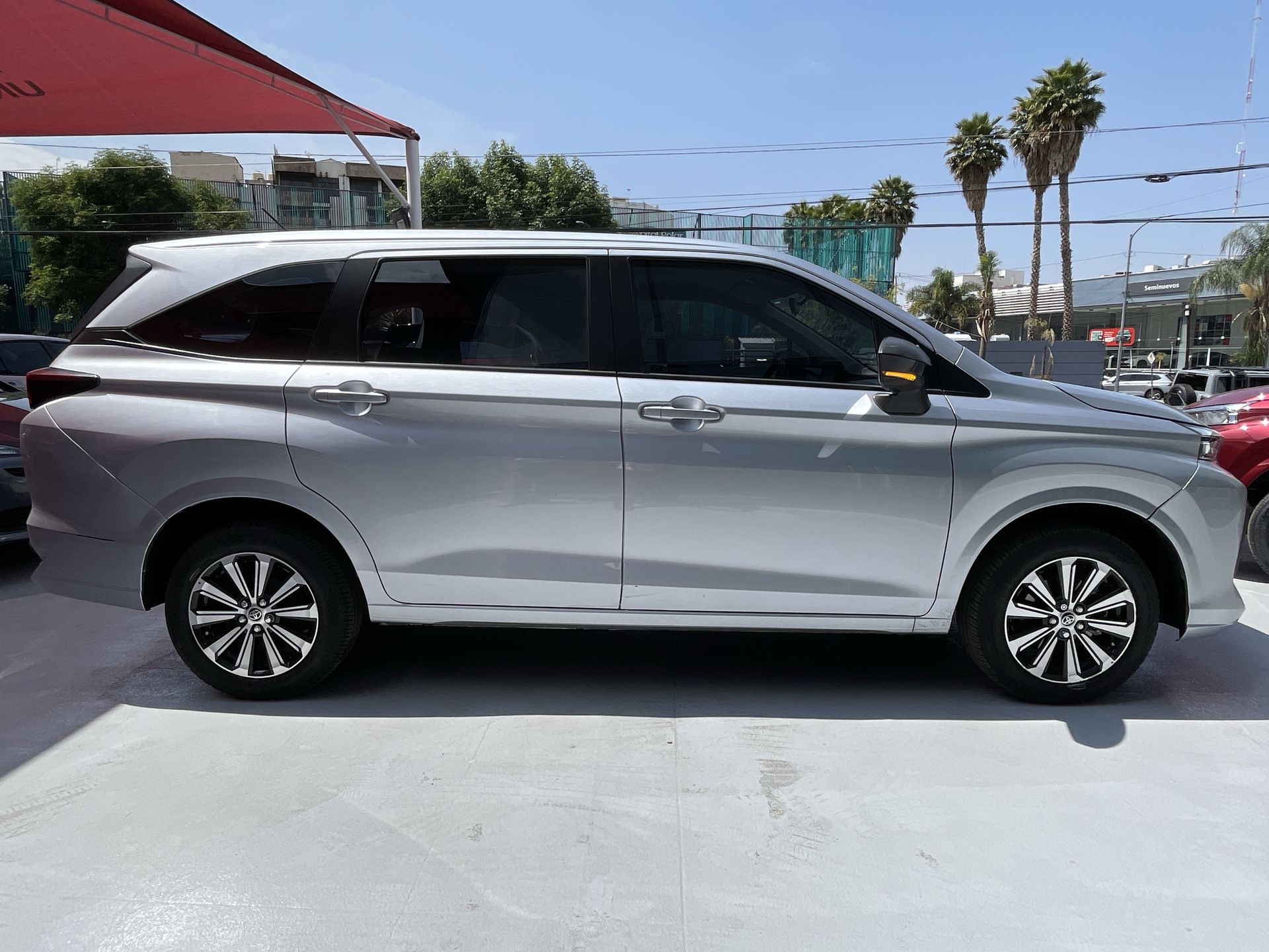 2022 Toyota AVANZA XLE CVT