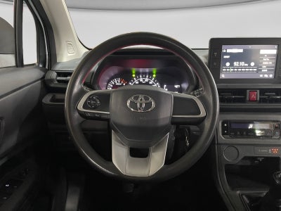 2023 Toyota AVANZA LE MT