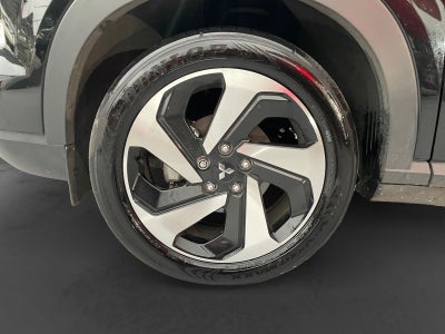2025 Mitsubishi OUTLANDER SE PLUS
