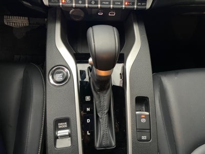 2025 Mitsubishi OUTLANDER SE PLUS