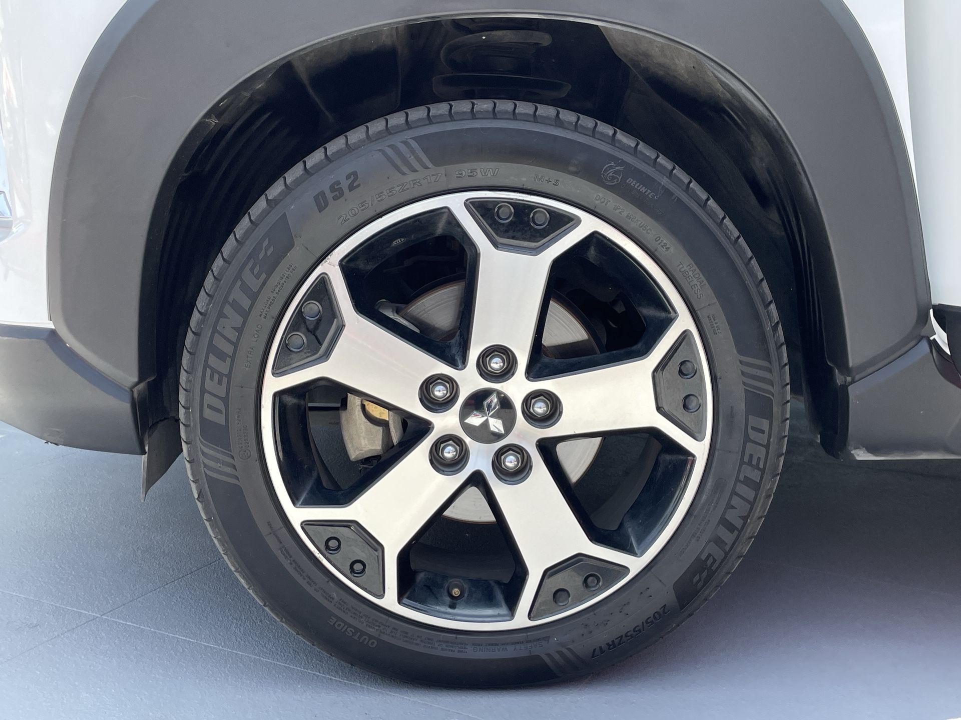 2023 Mitsubishi XPANDER CROSS LIMITED LIMITED