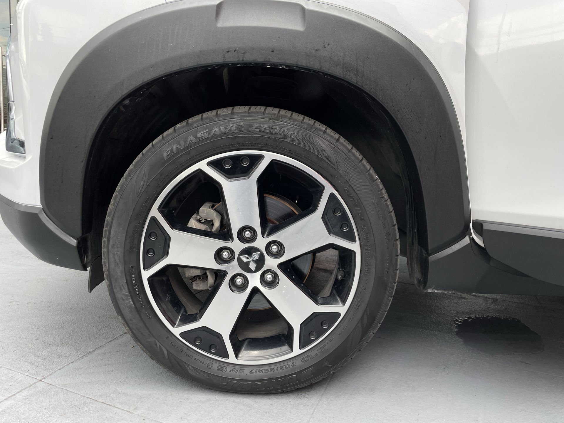 2023 Mitsubishi XPANDER CROSS LIMITED LIMITED