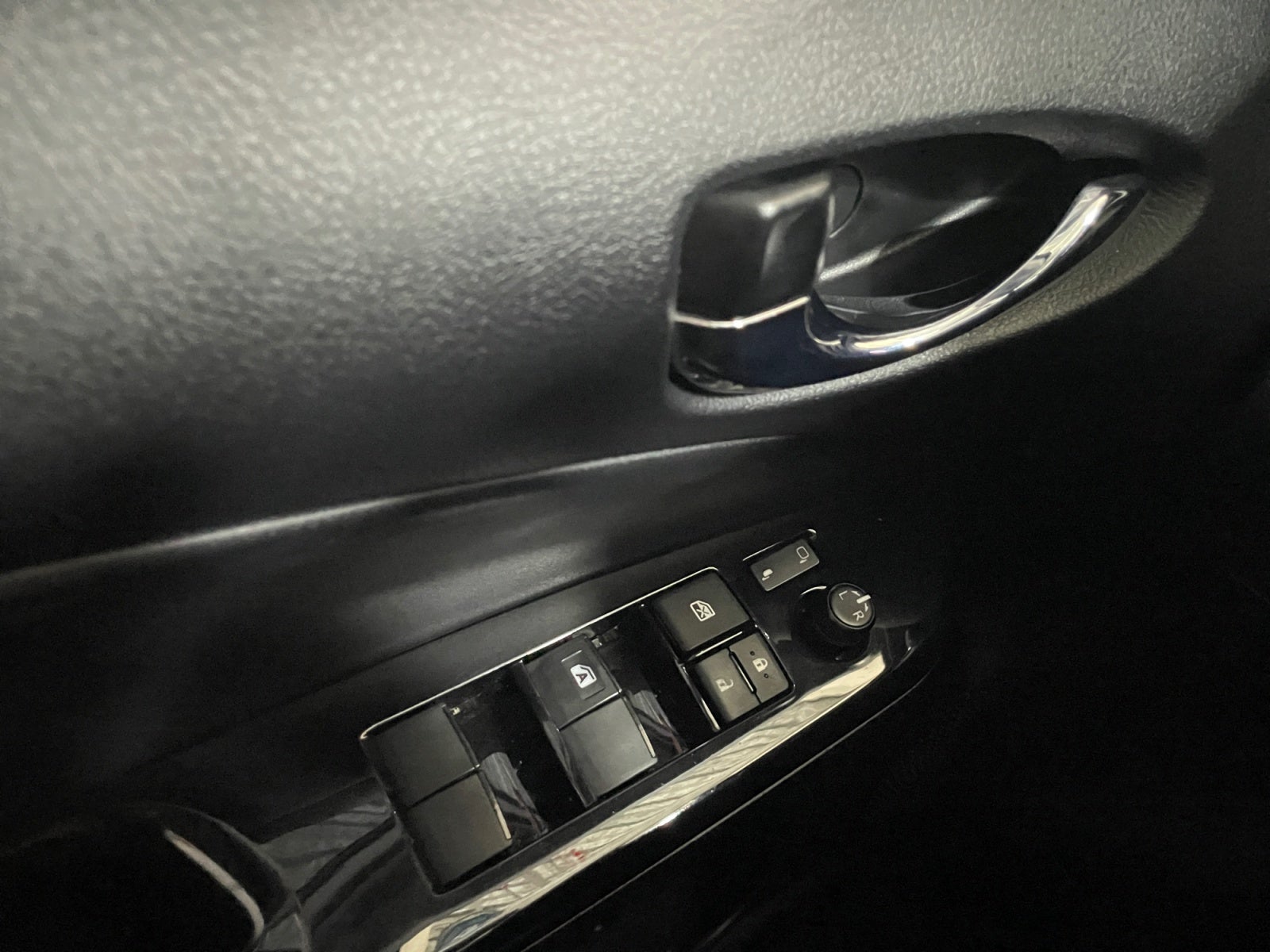 2021 Toyota YARIS S CVT