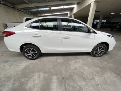 2022 Toyota YARIS S MT