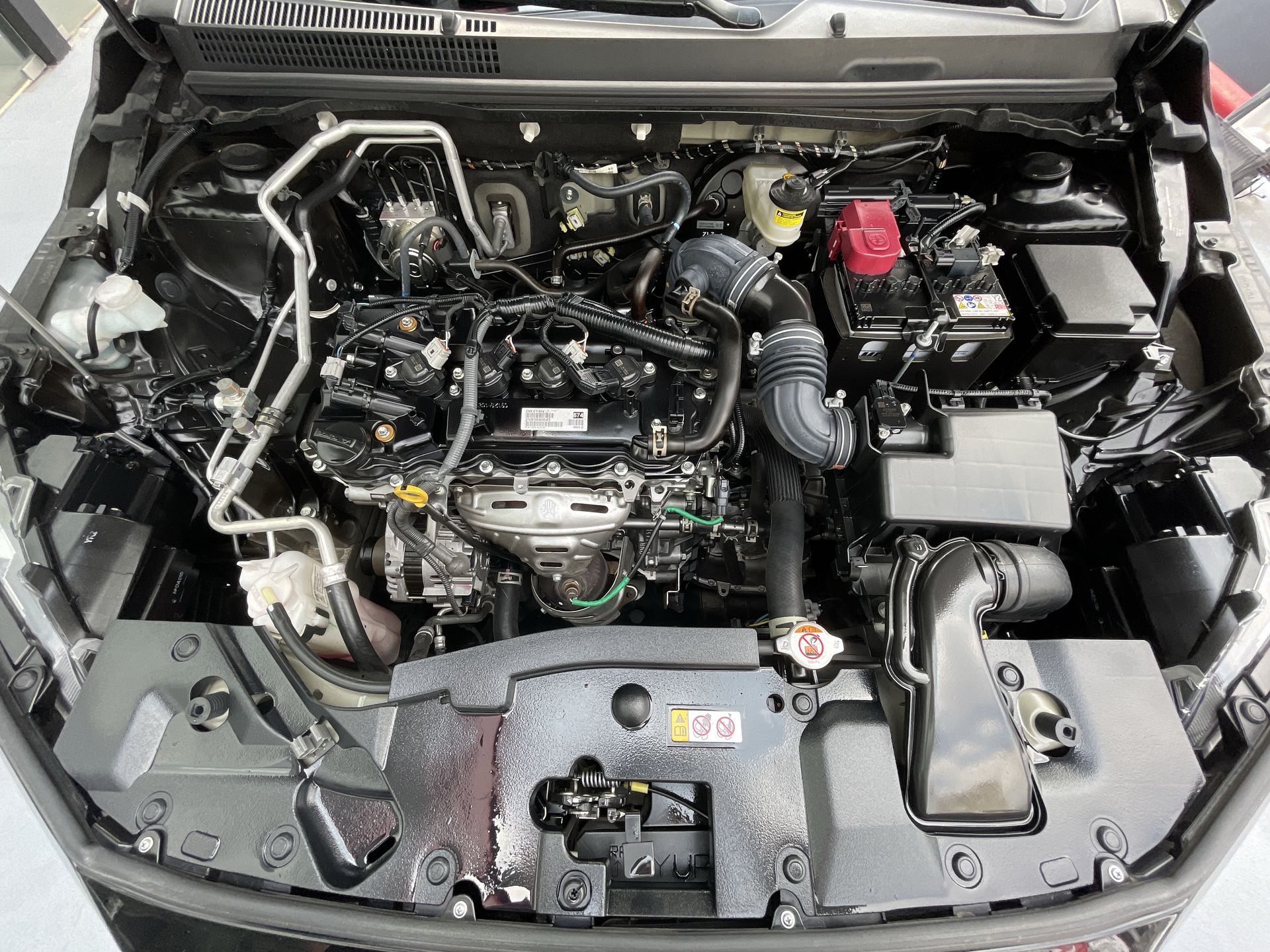 2024 Toyota YARIS S HI CVT