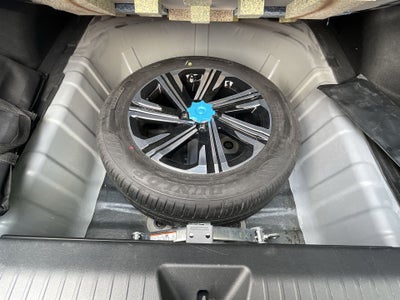 2024 Toyota YARIS S HI CVT