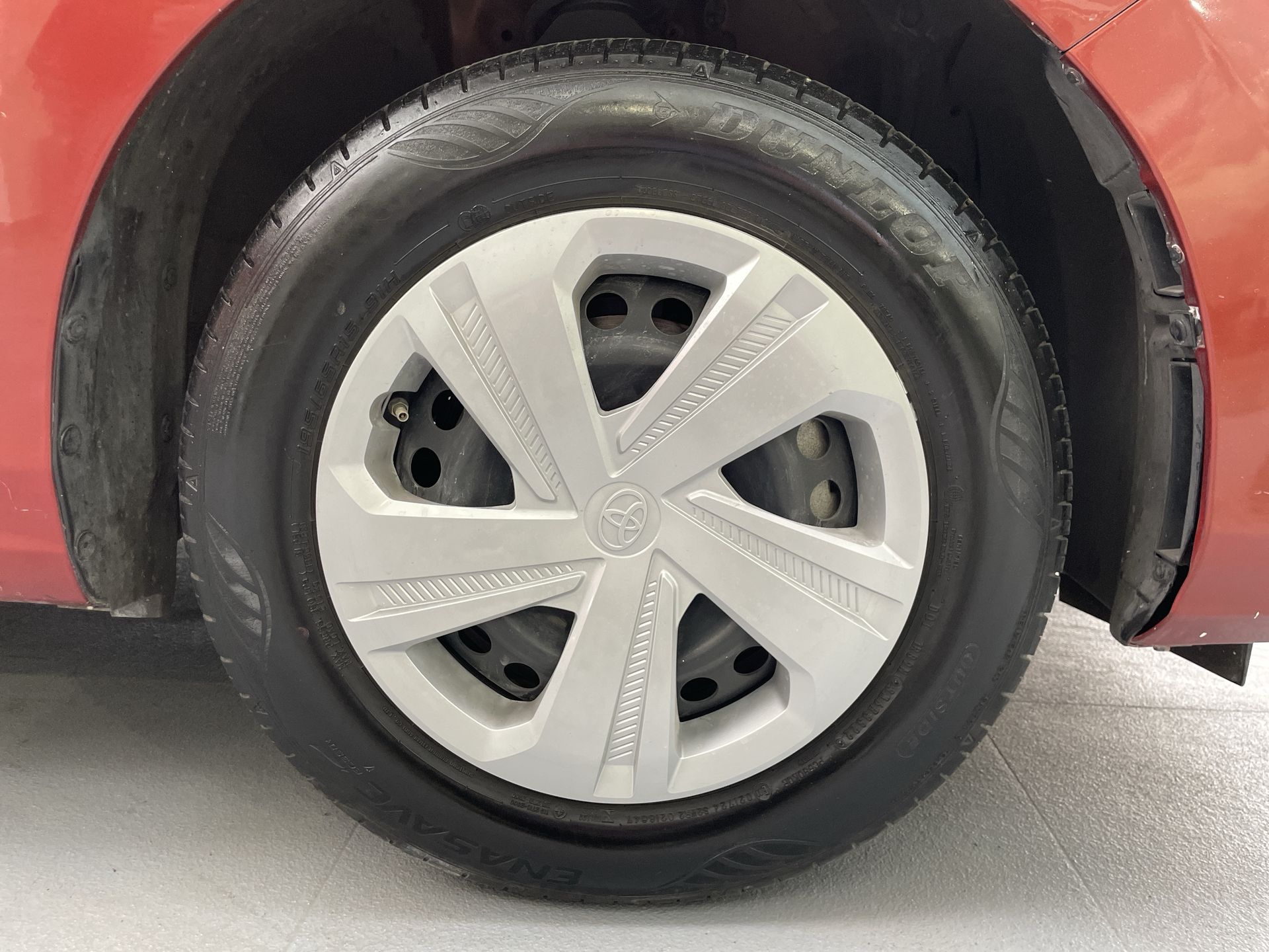 2023 Toyota YARIS BASE MT