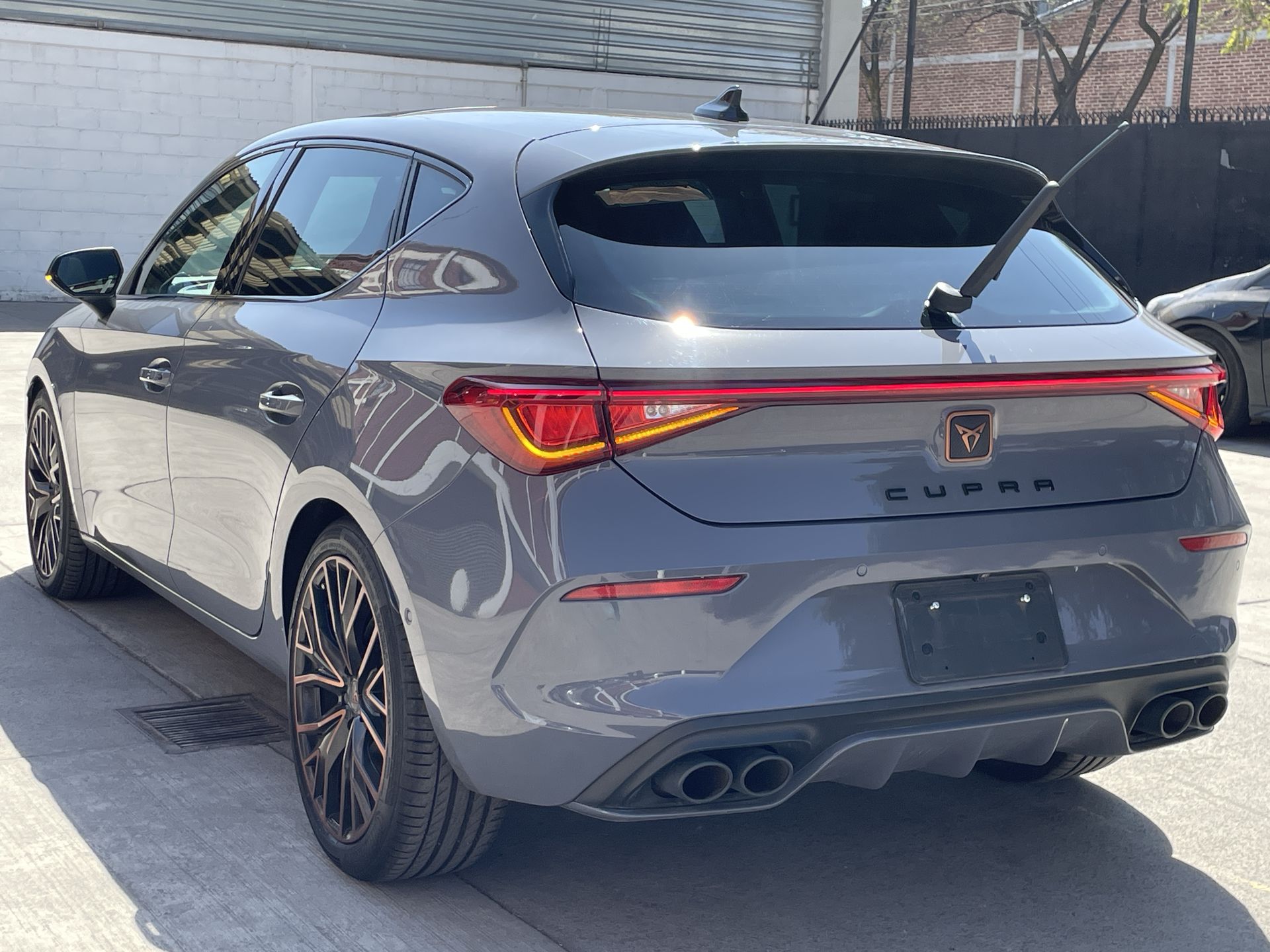 2024 CUPRA LEON LEÓN 300HP DSG