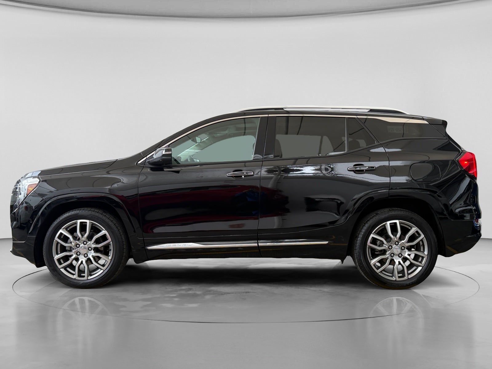 2023 GMC TERRAIN DENALI D