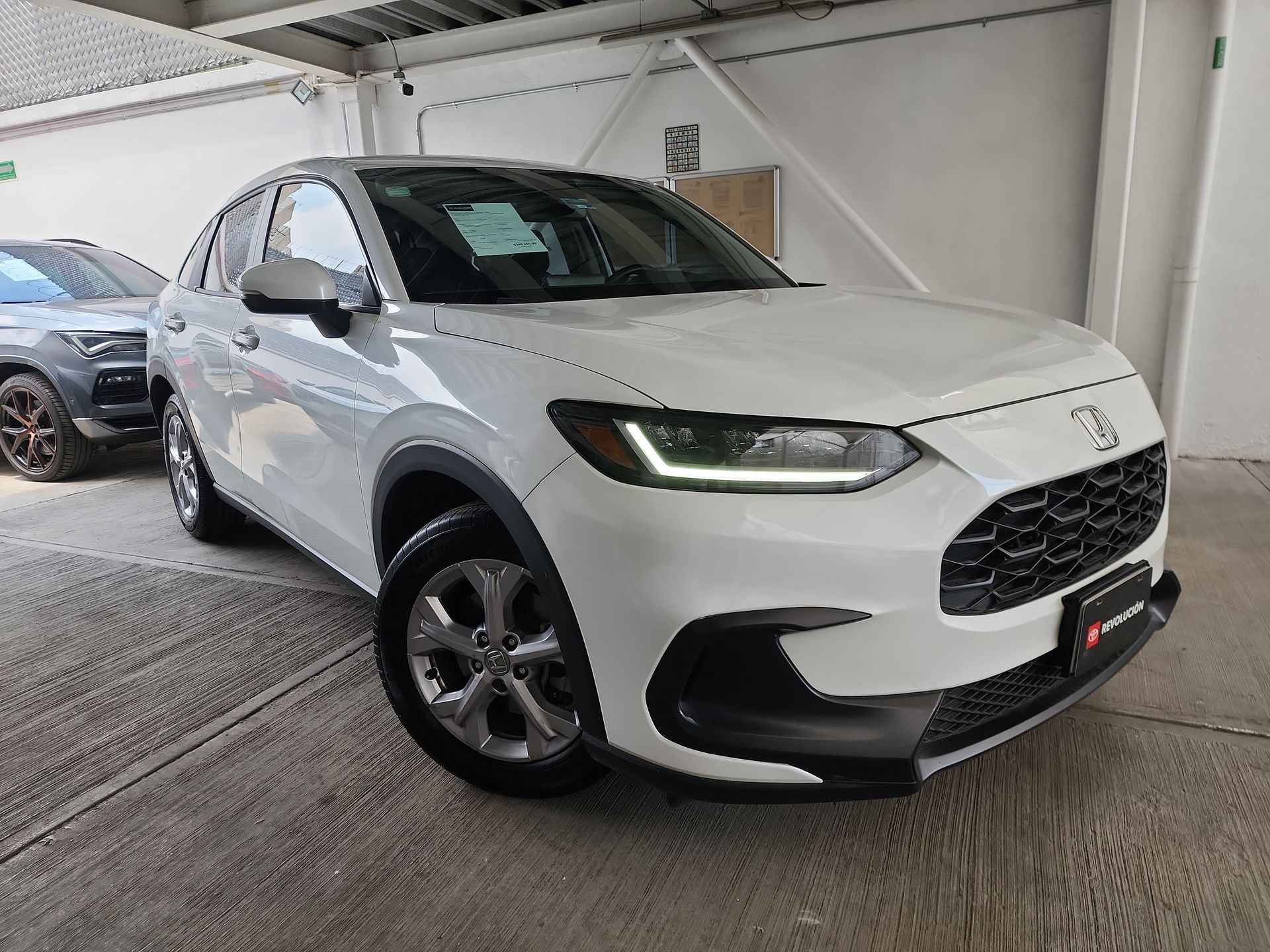 2023 Honda HR-V UNIQ CVT