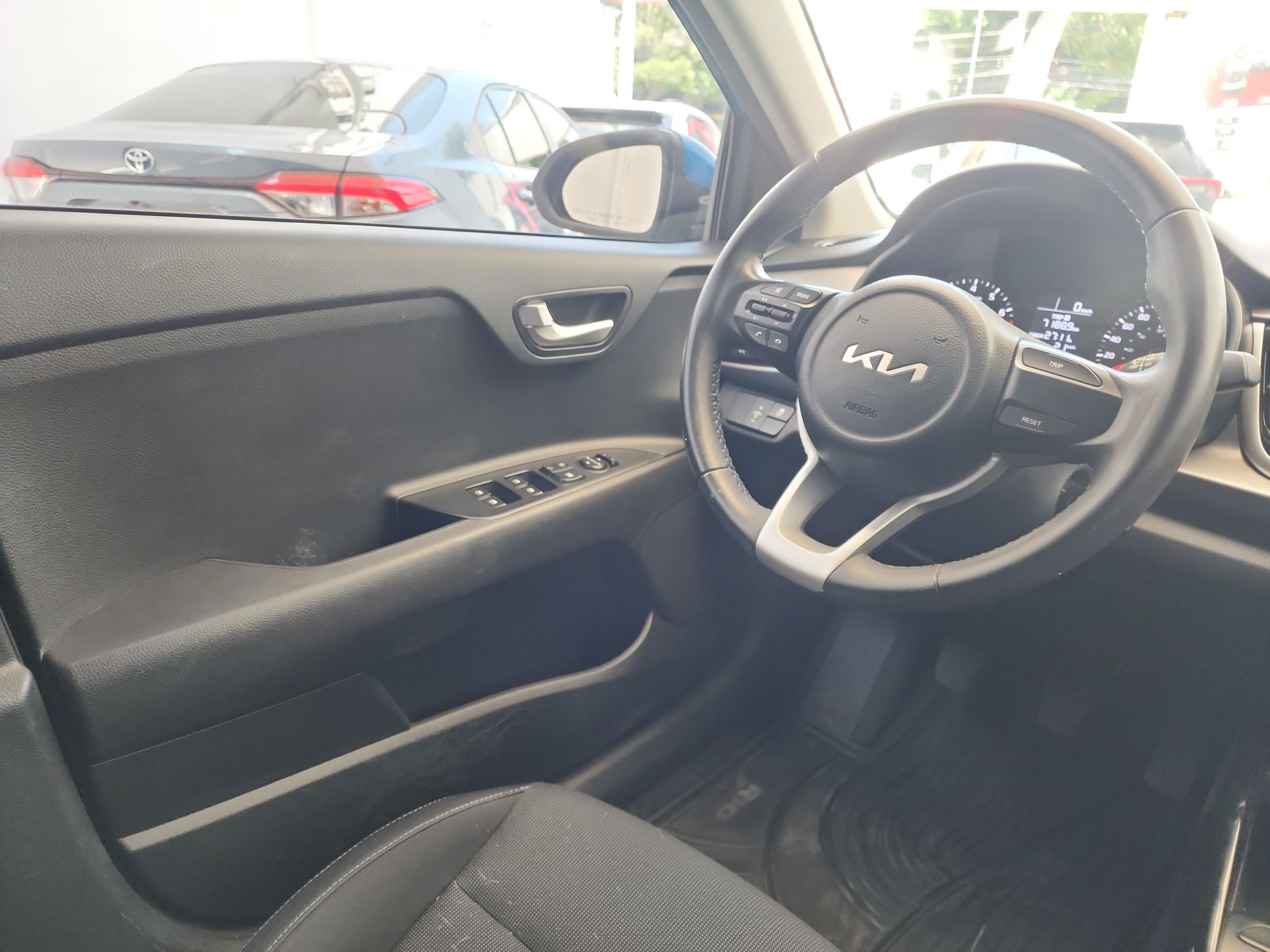 2023 Kia RIO HATCHBACK LX TM