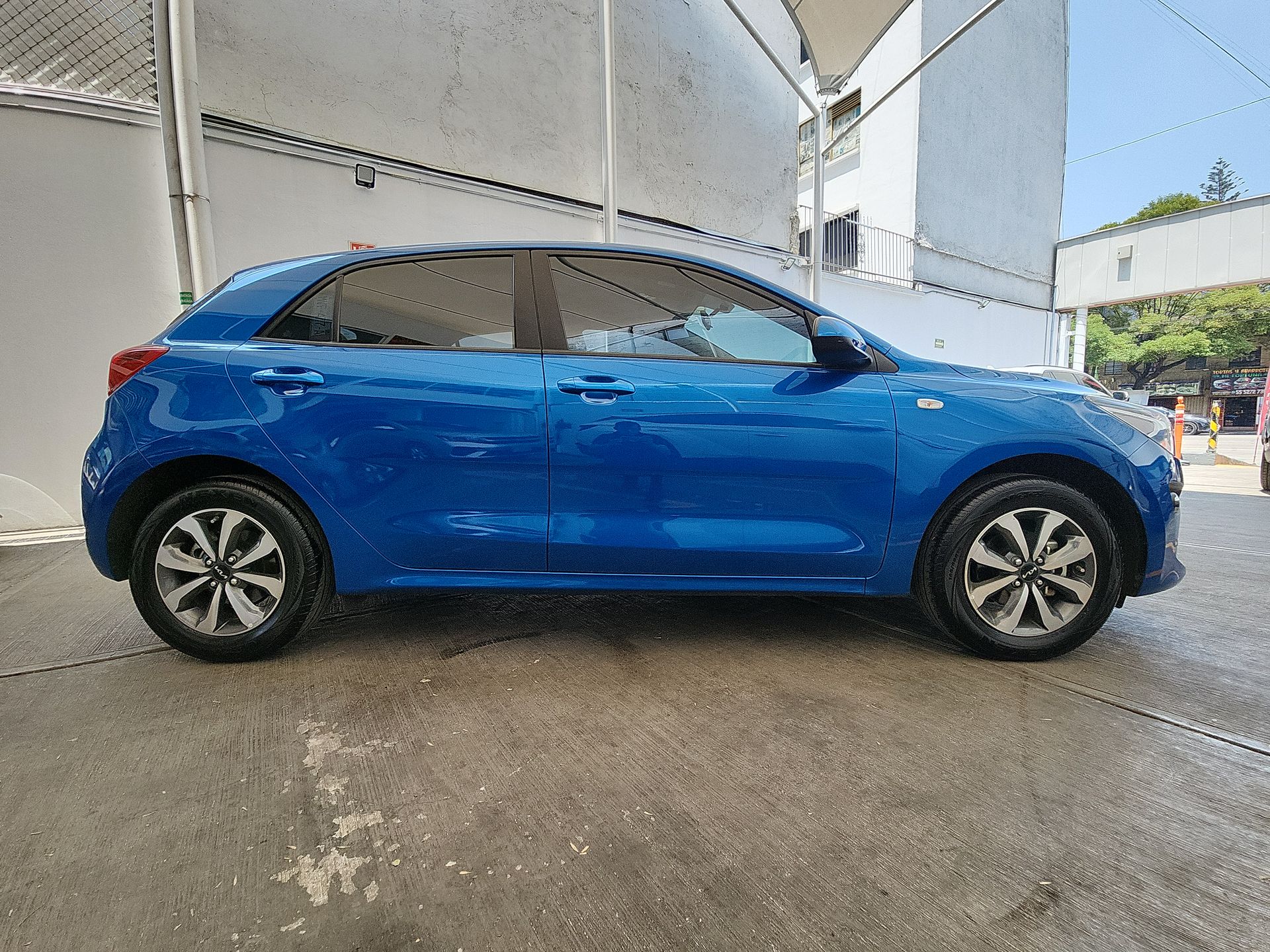 2023 Kia RIO HATCHBACK LX TM