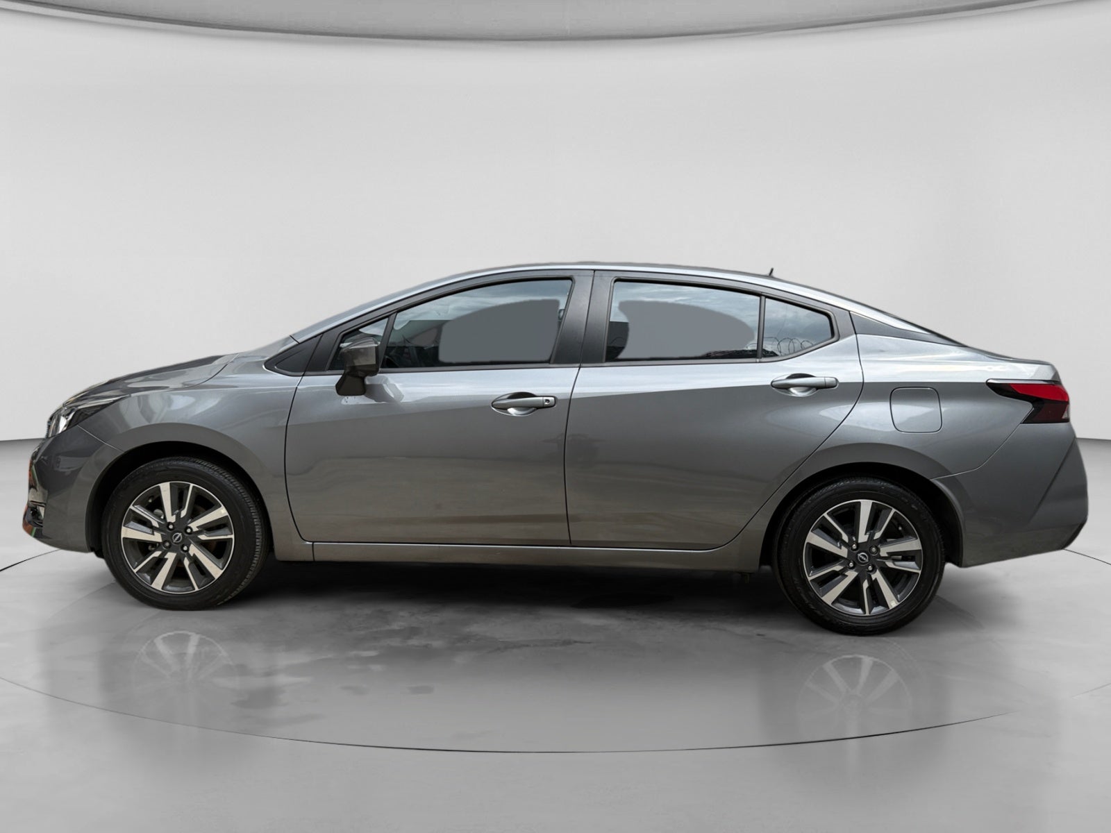 2025 Nissan VERSA ADVANCE MT 25