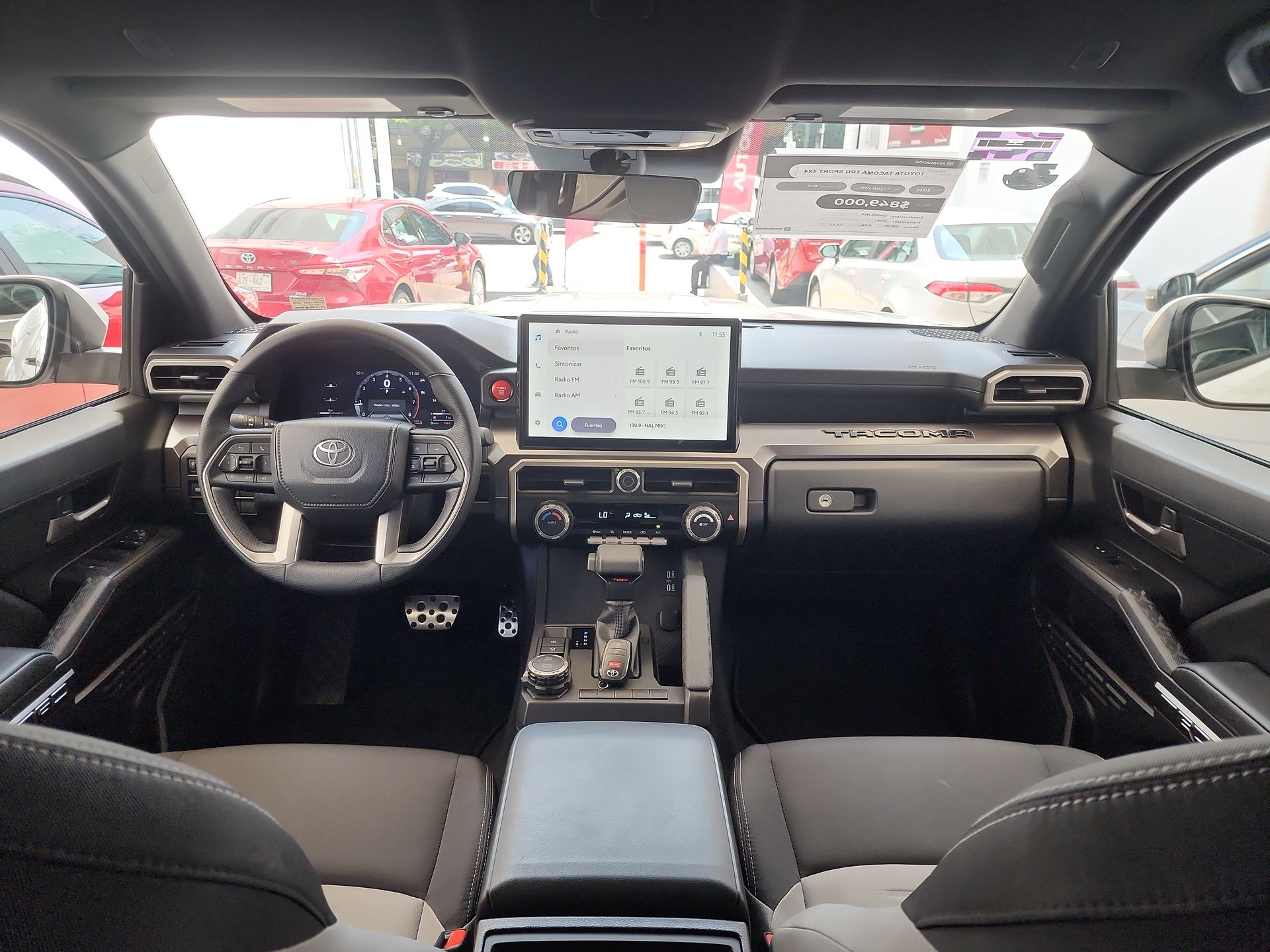 2025 Toyota TACOMA TRD SPORT 4X4