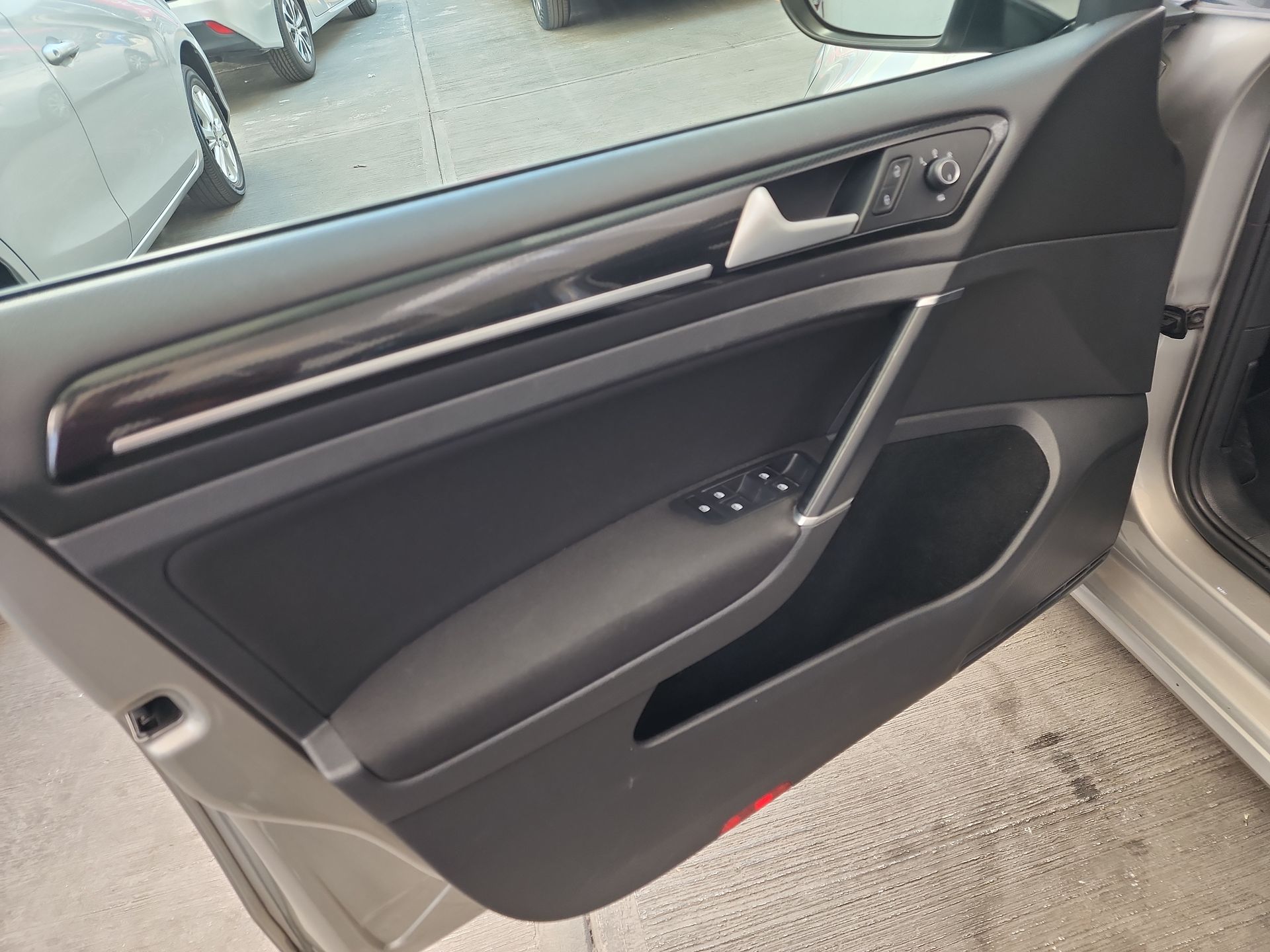 2017 Volkswagen GOLF HIGHLINE DSG ASISTENTE APARCAMIENTO