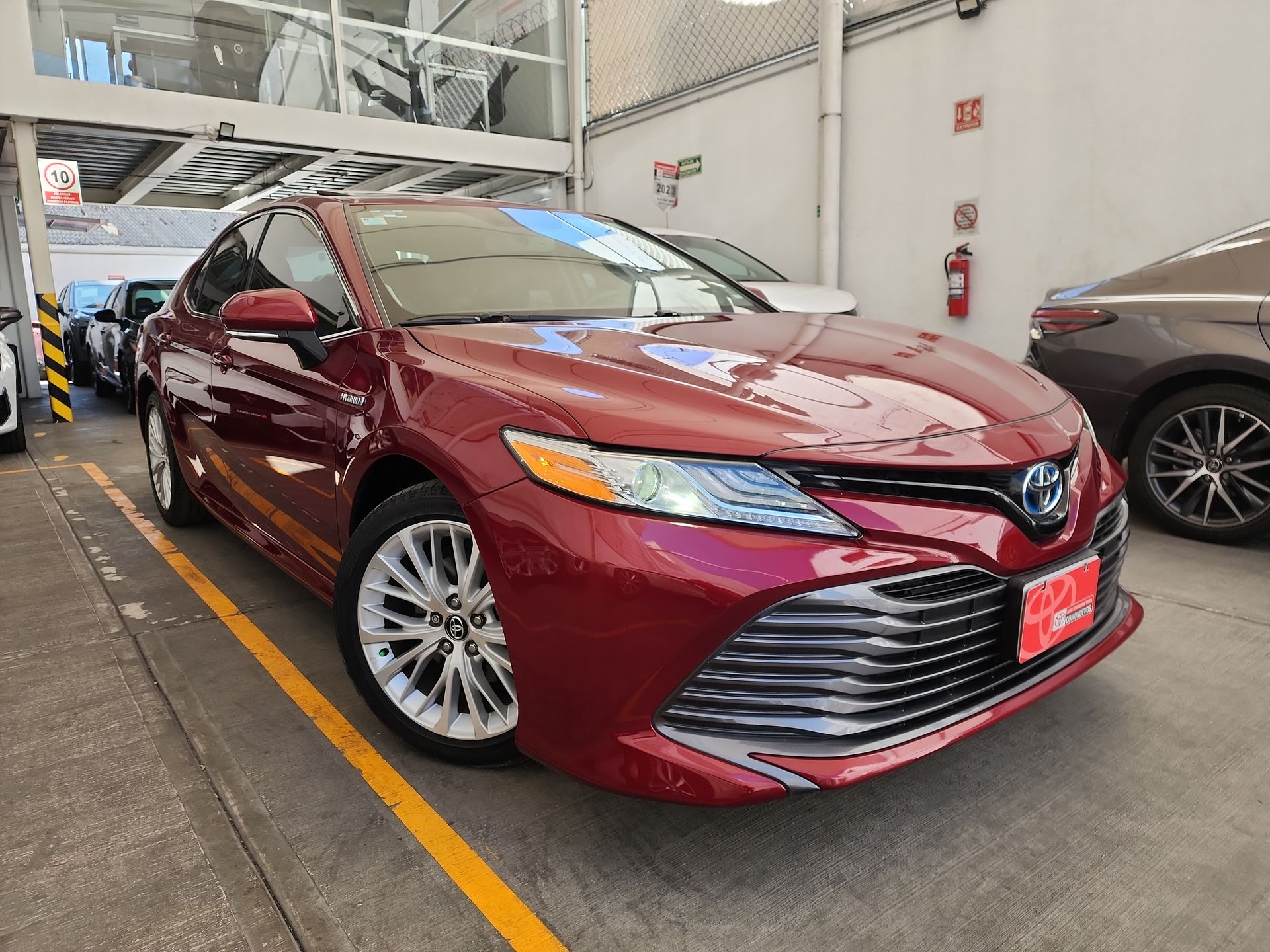 2020 Toyota CAMRY XLE NAVI HV