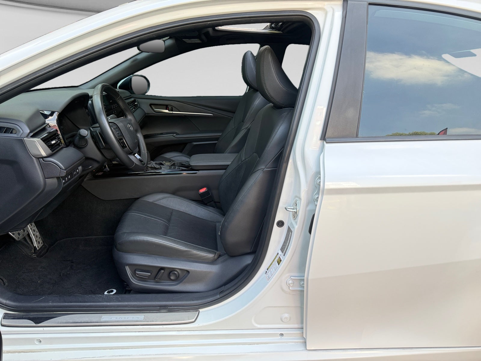 2025 Toyota CAMRY XSE HEV