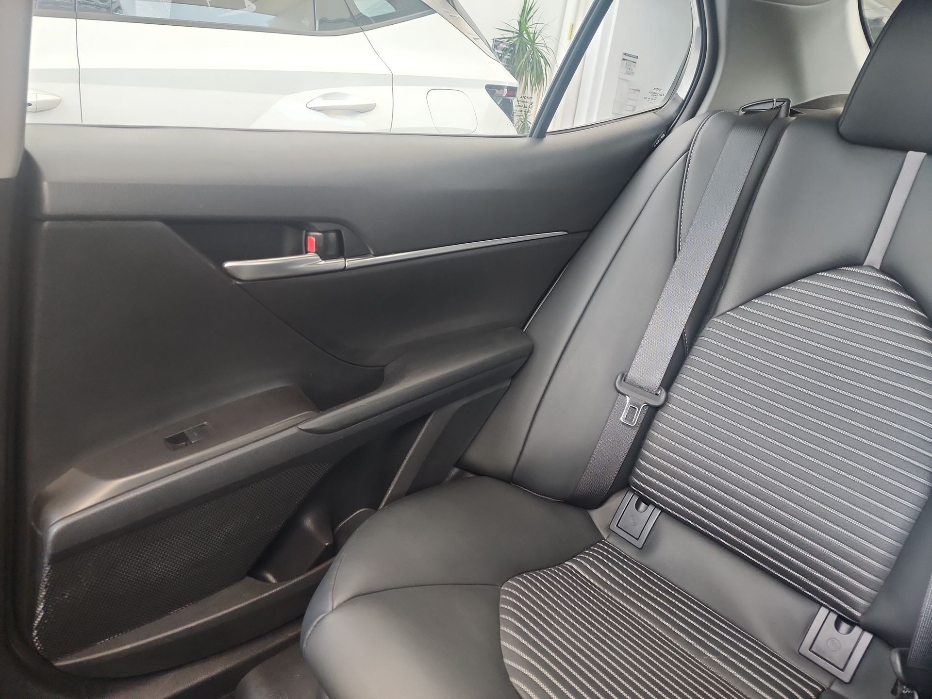 2024 Toyota CAMRY SE HEV