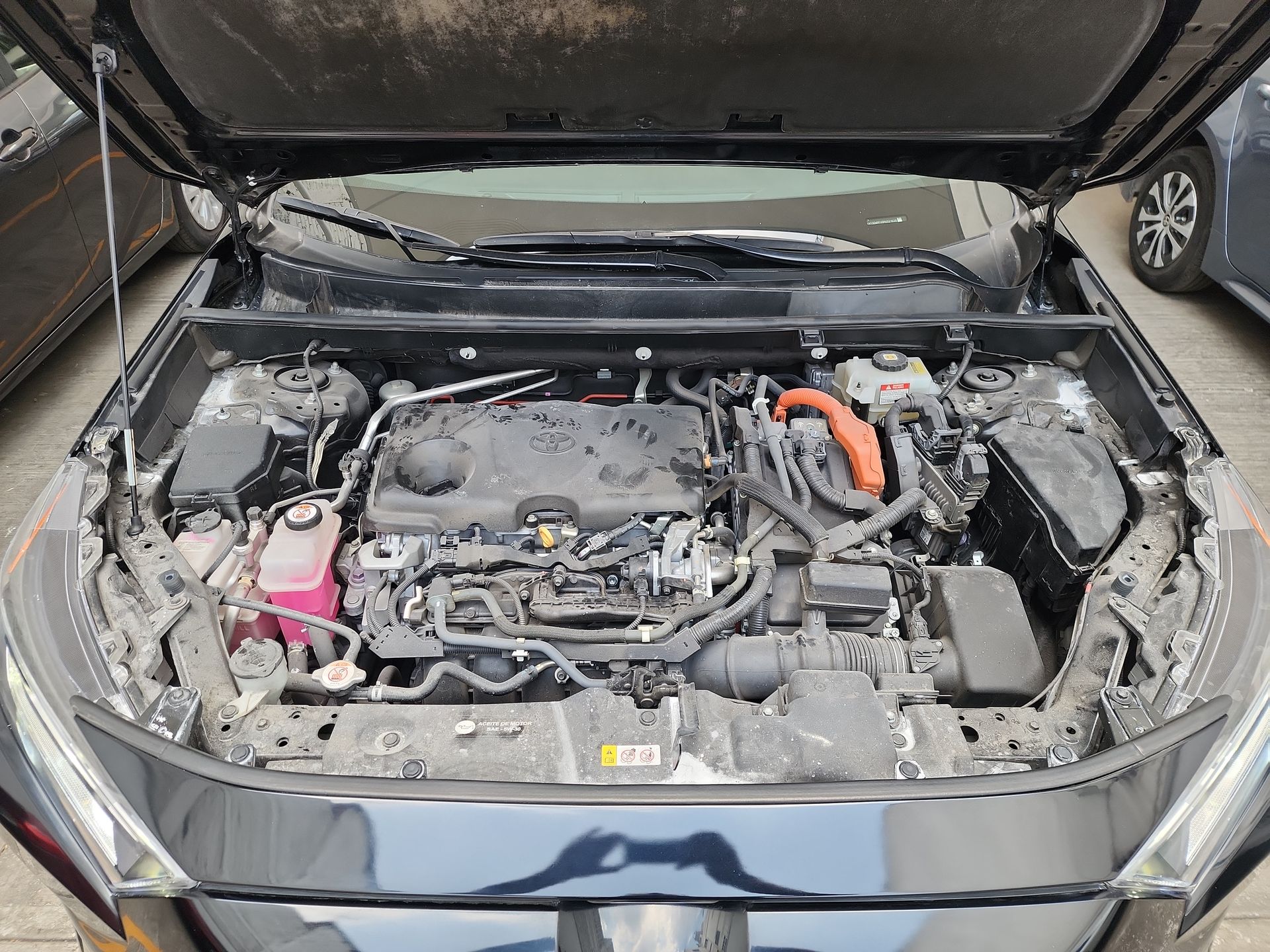 2021 Toyota RAV4 LIMITED HV