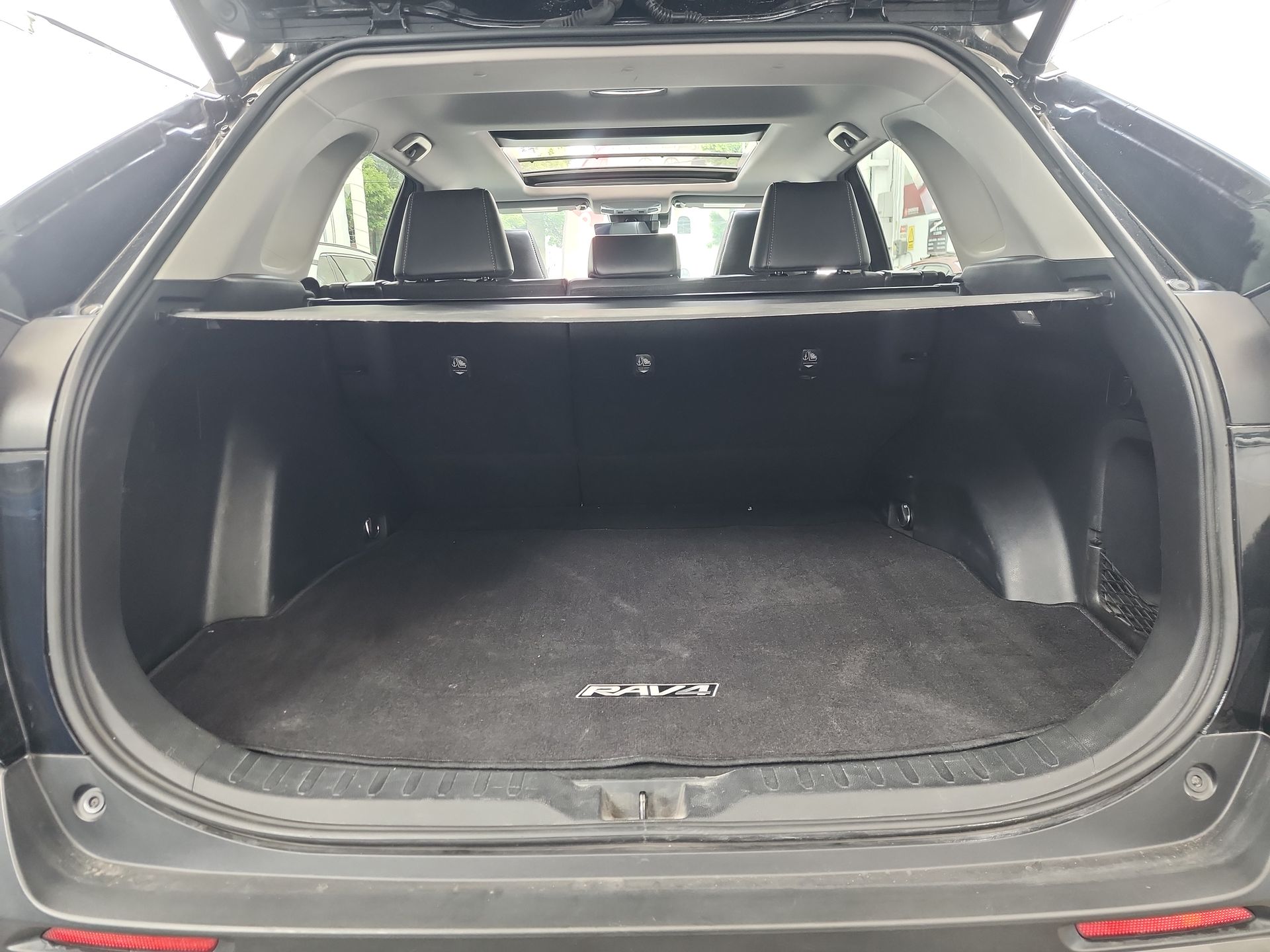 2021 Toyota RAV4 LIMITED HV