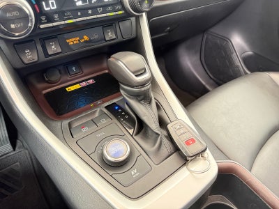 2022 Toyota RAV4 LIMITED HV