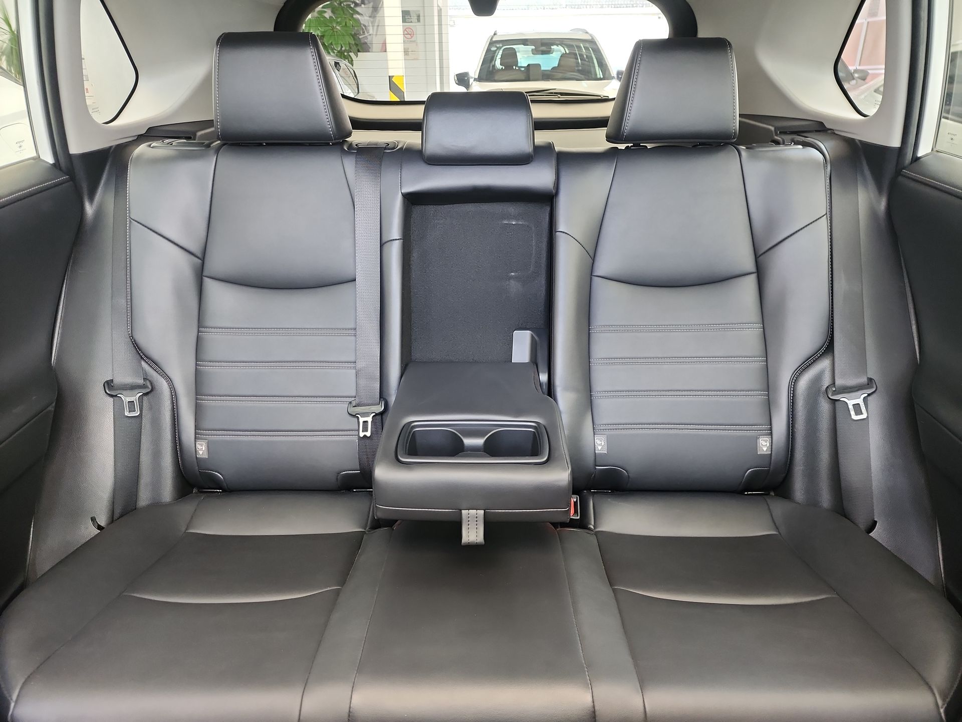 2023 Toyota RAV4 LIMITED HV