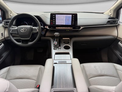 2023 Toyota SIENNA LIMITED