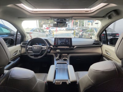 2023 Toyota SIENNA LIMITED